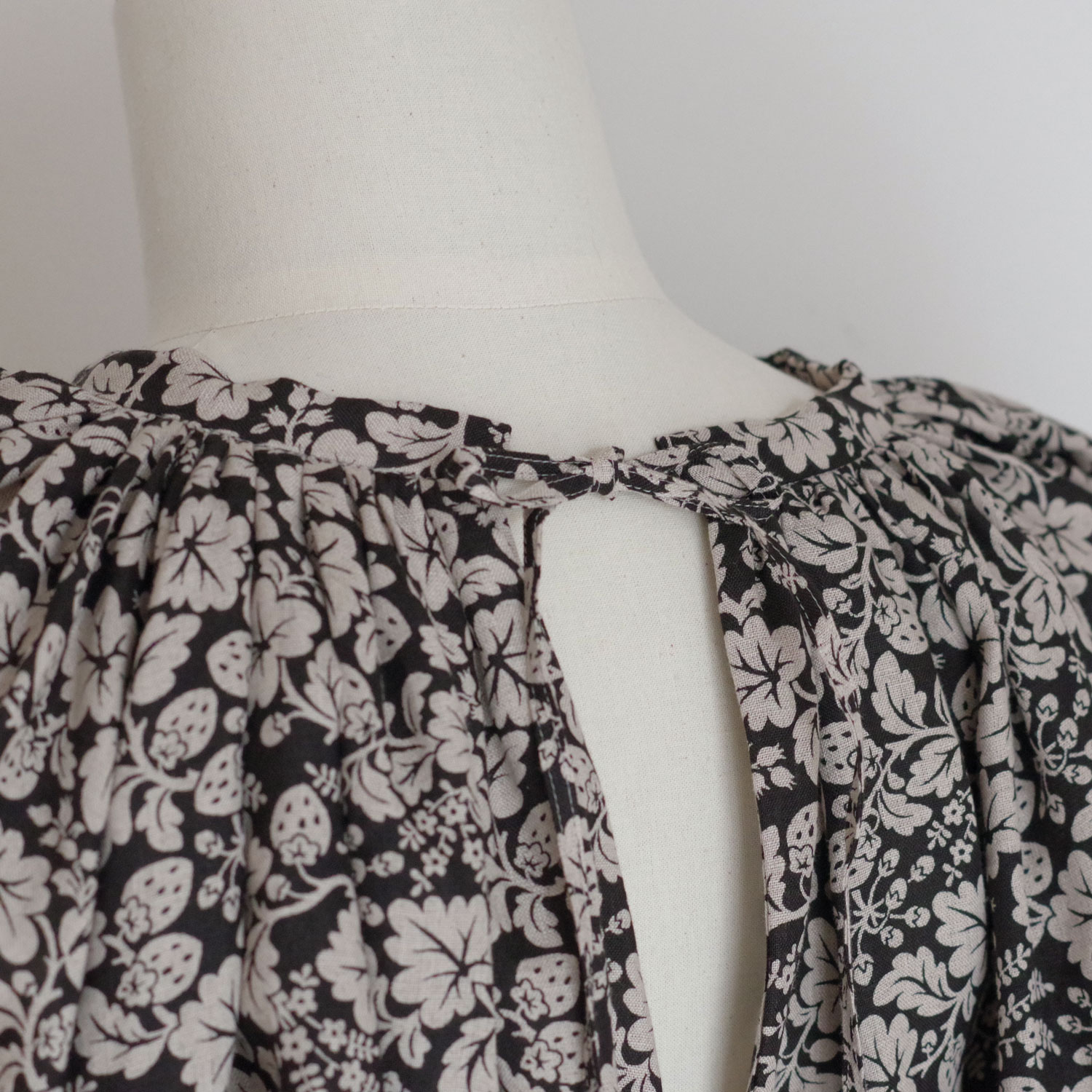 R&D.M.Co- ������ɥޥ󥺥ơ��顼 : WILD BERRY GATHER SMOCK ���㥶������å�