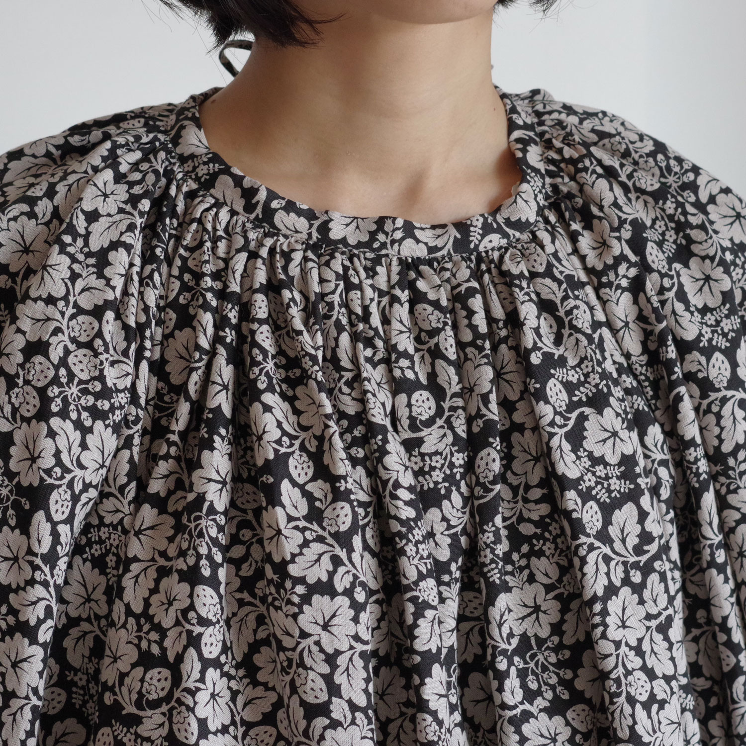 R&D.M.Co- ������ɥޥ󥺥ơ��顼 : WILD BERRY GATHER SMOCK ���㥶������å�