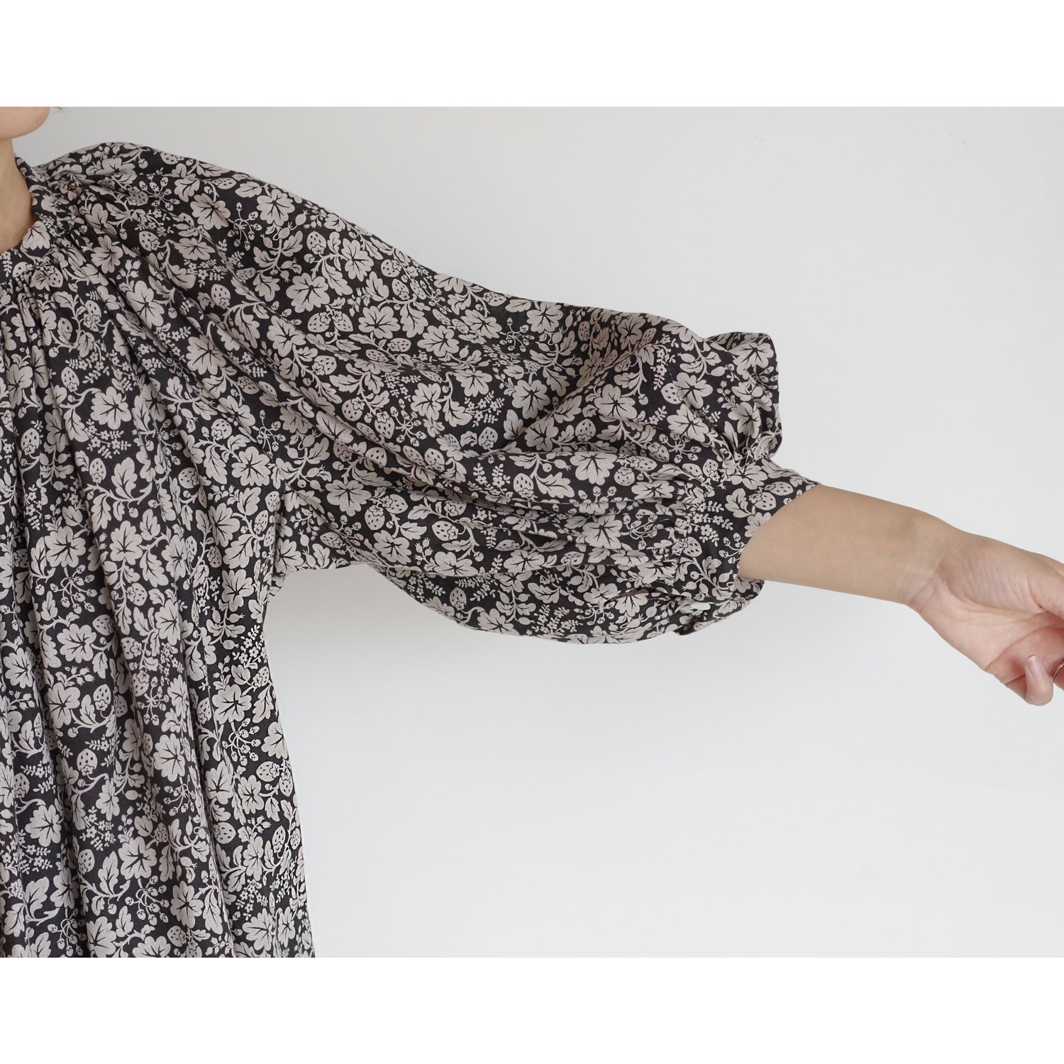 R&D.M.Co- ������ɥޥ󥺥ơ��顼 : WILD BERRY GATHER SMOCK ���㥶������å�