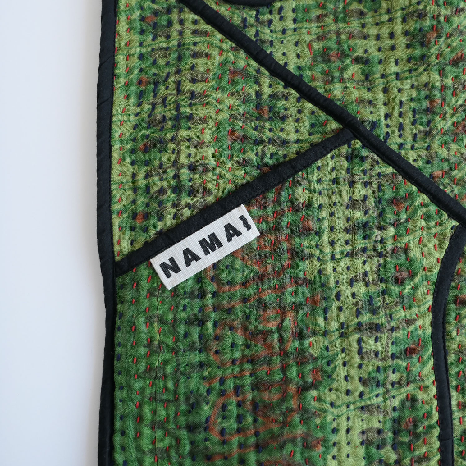 NAMAI �ʥޥ���THE TARUN QUILTED KANTHA BAG ���󥿥���ȥȡ��ȥХå�(B)