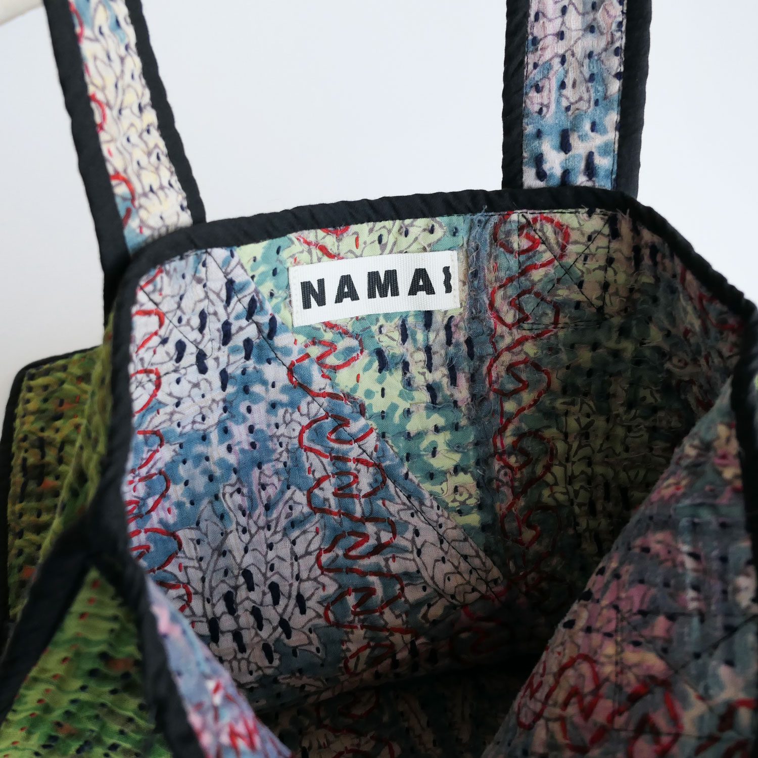 NAMAI �ʥޥ���THE TARUN QUILTED KANTHA BAG ���󥿥���ȥȡ��ȥХå�(B)