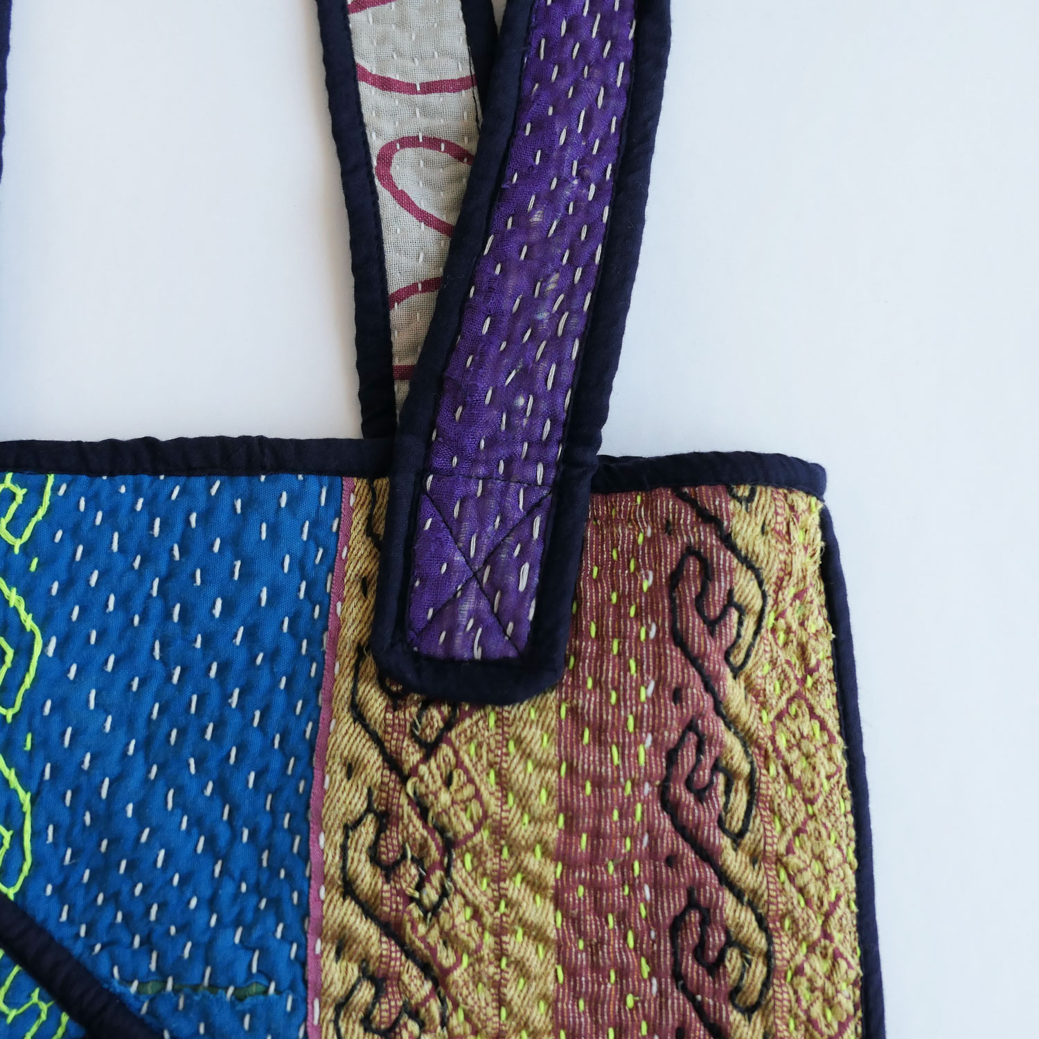 NAMAI �ʥޥ���THE TARUN QUILTED KANTHA BAG ���󥿥���ȥȡ��ȥХå�(D)