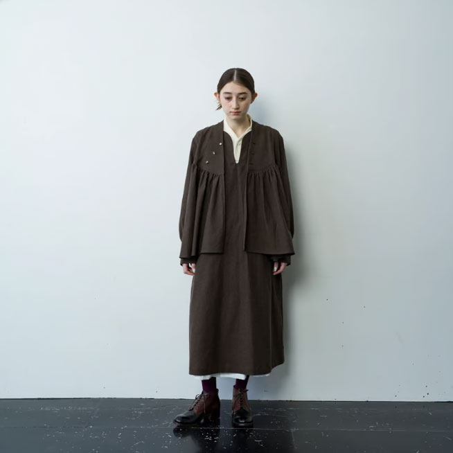 the last flower of the afternoon : ����� Funnel neck blouse �֥饦��