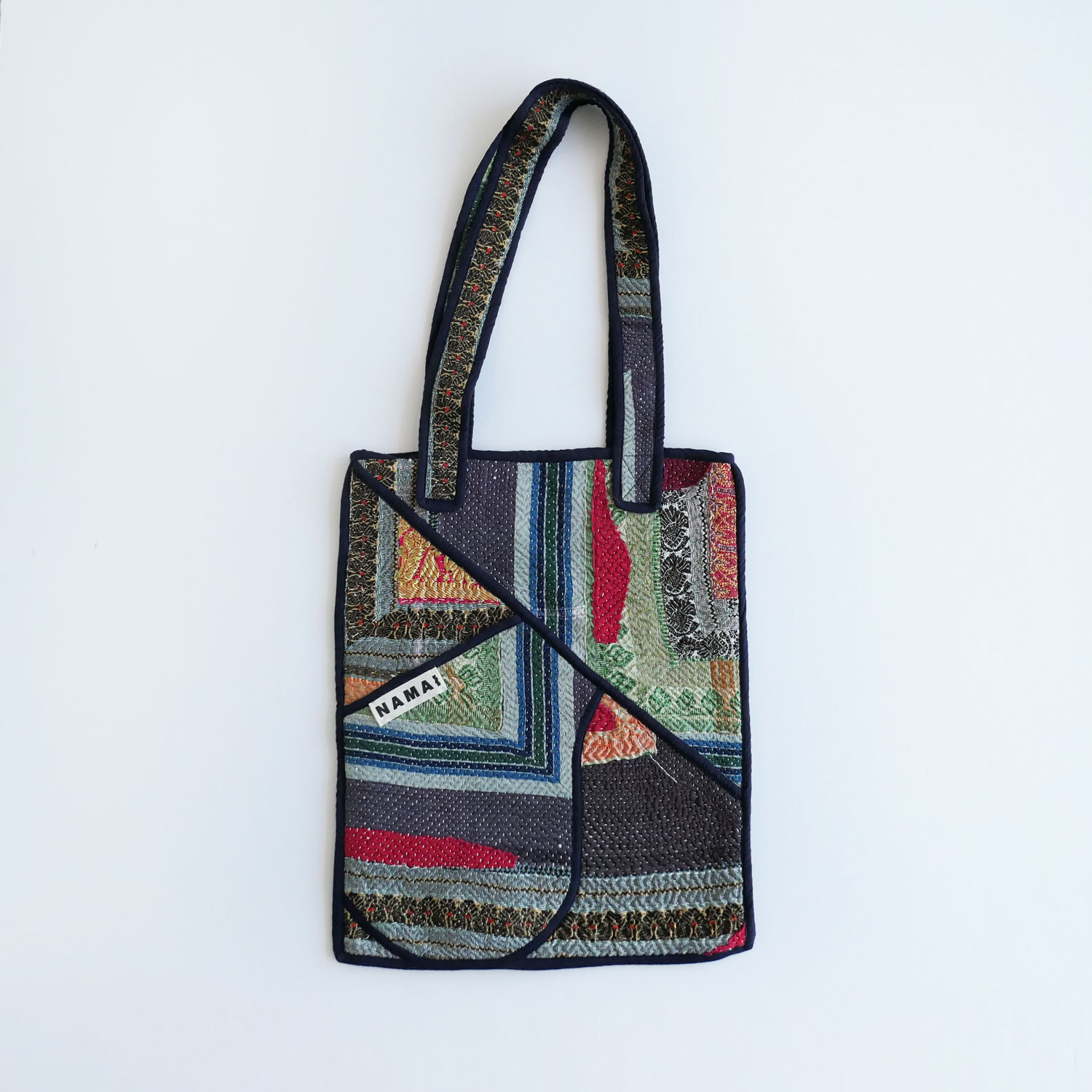 NAMAI �ʥޥ���THE TARUN QUILTED KANTHA BAG ���󥿥���ȥȡ��ȥХå�(E)