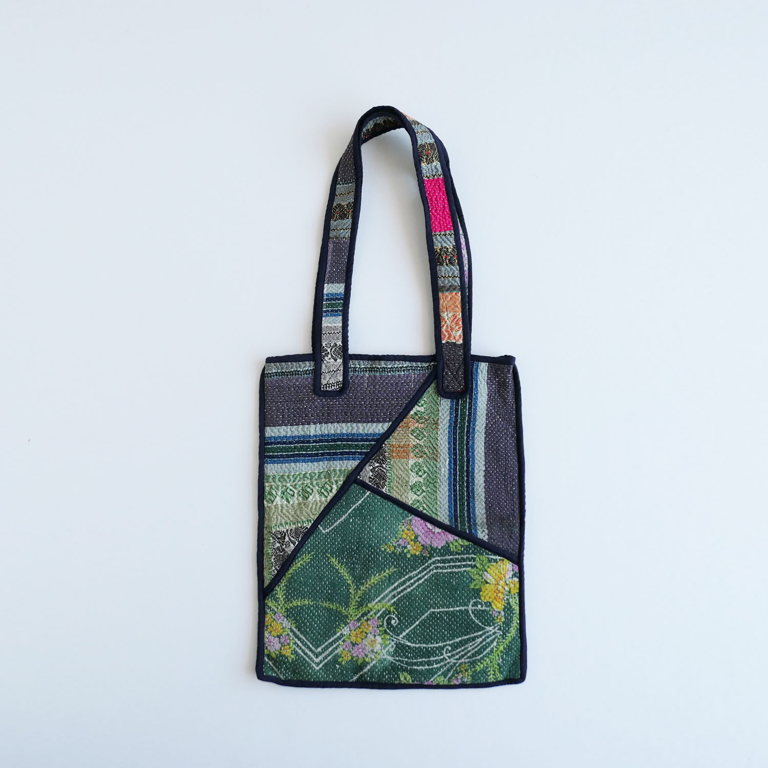 NAMAI �ʥޥ���THE TARUN QUILTED KANTHA BAG ���󥿥���ȥȡ��ȥХå�(E)