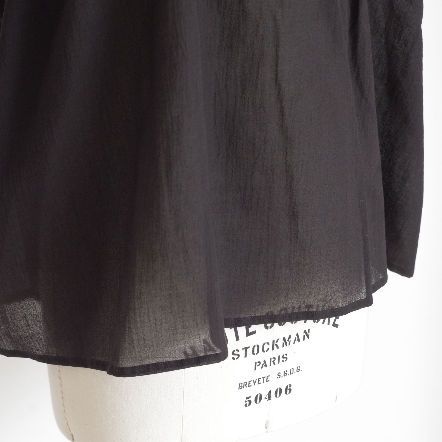 the last flower of the afternoon : ȾƩ�������� Flutter sleeve blouse �֥饦��