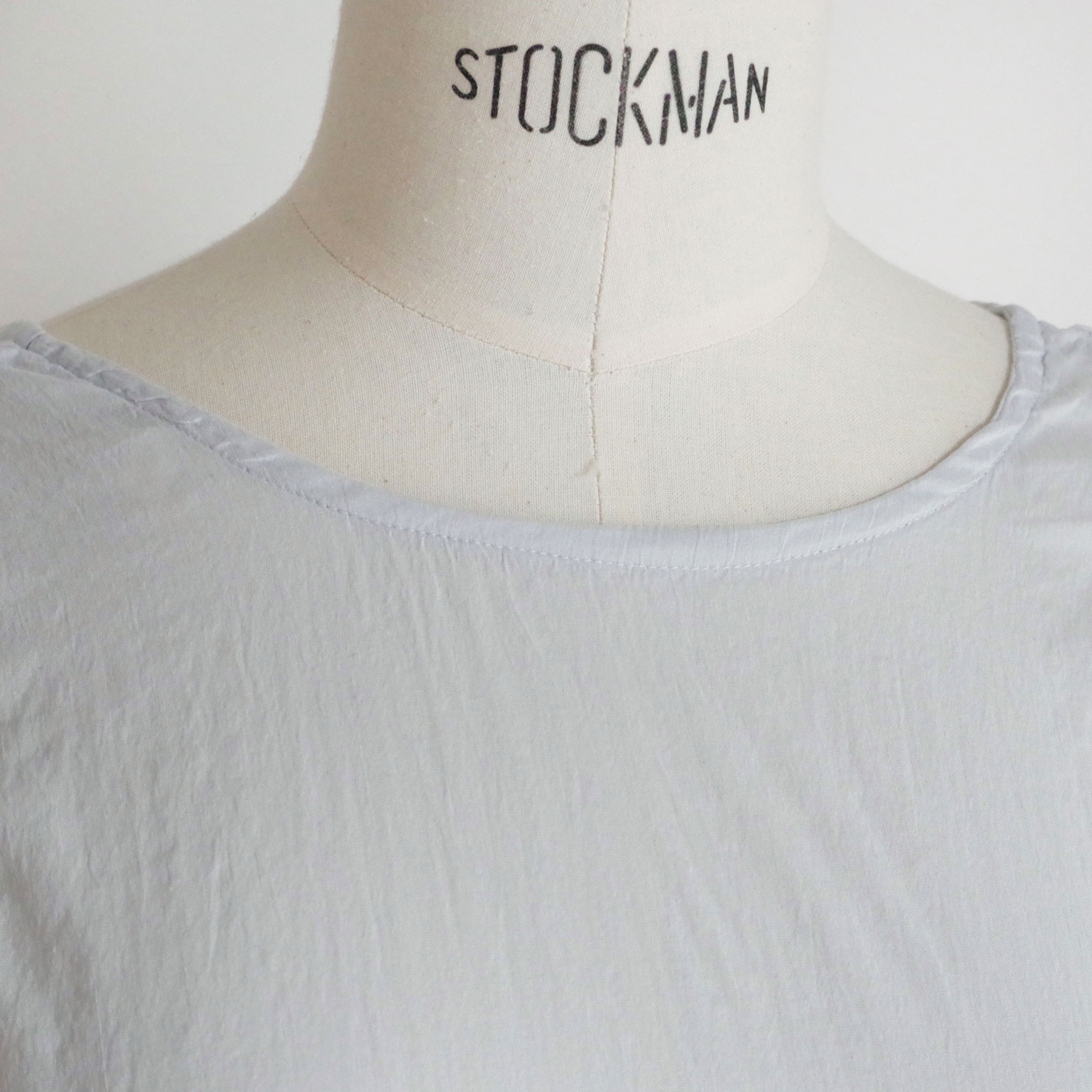 quitan ������ : SLEEVELESS TOP ���åȥ󥷥륯�Ρ����꡼�֥֥饦��