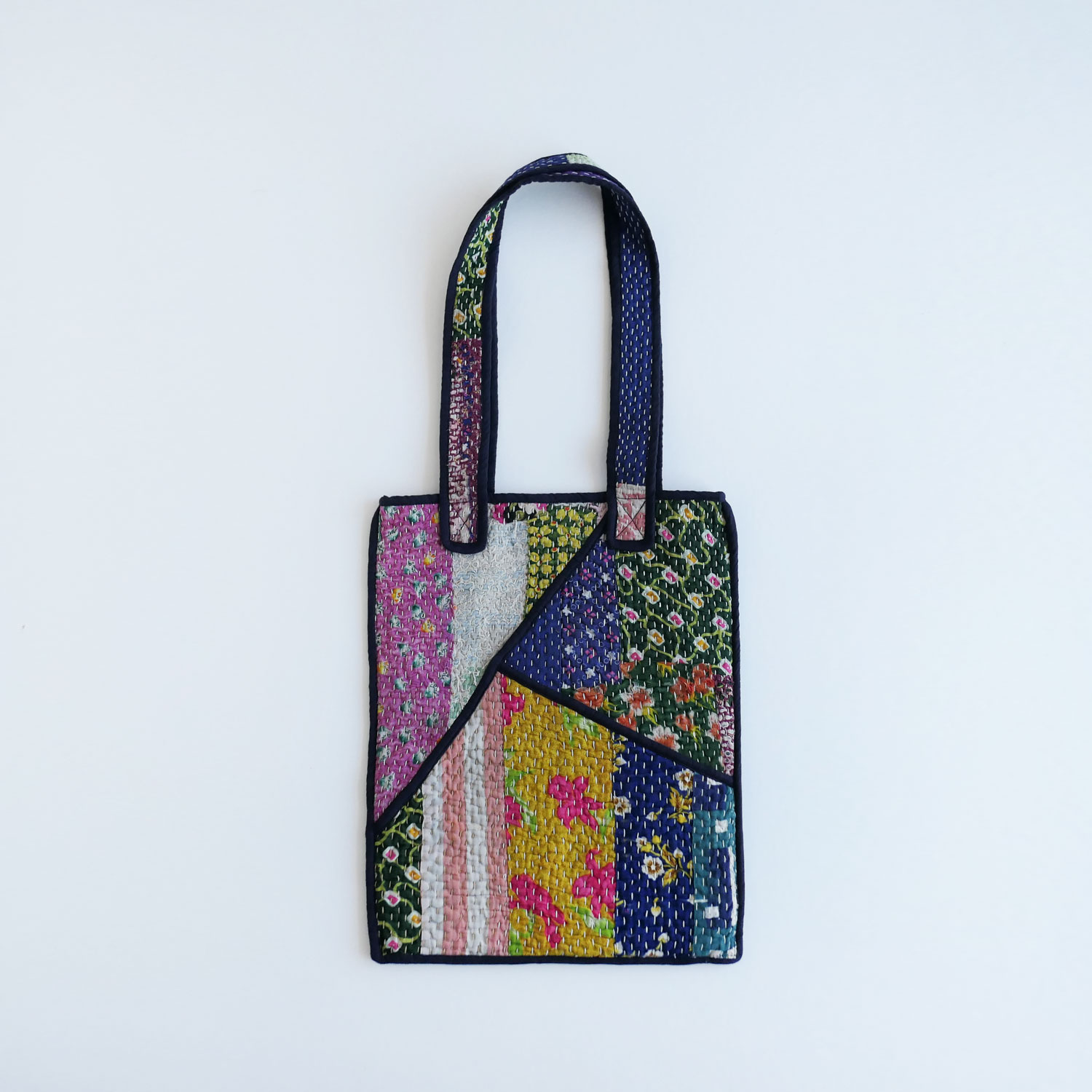 NAMAI �ʥޥ���THE TARUN QUILTED KANTHA BAG ���󥿥���ȥȡ��ȥХå�(F)