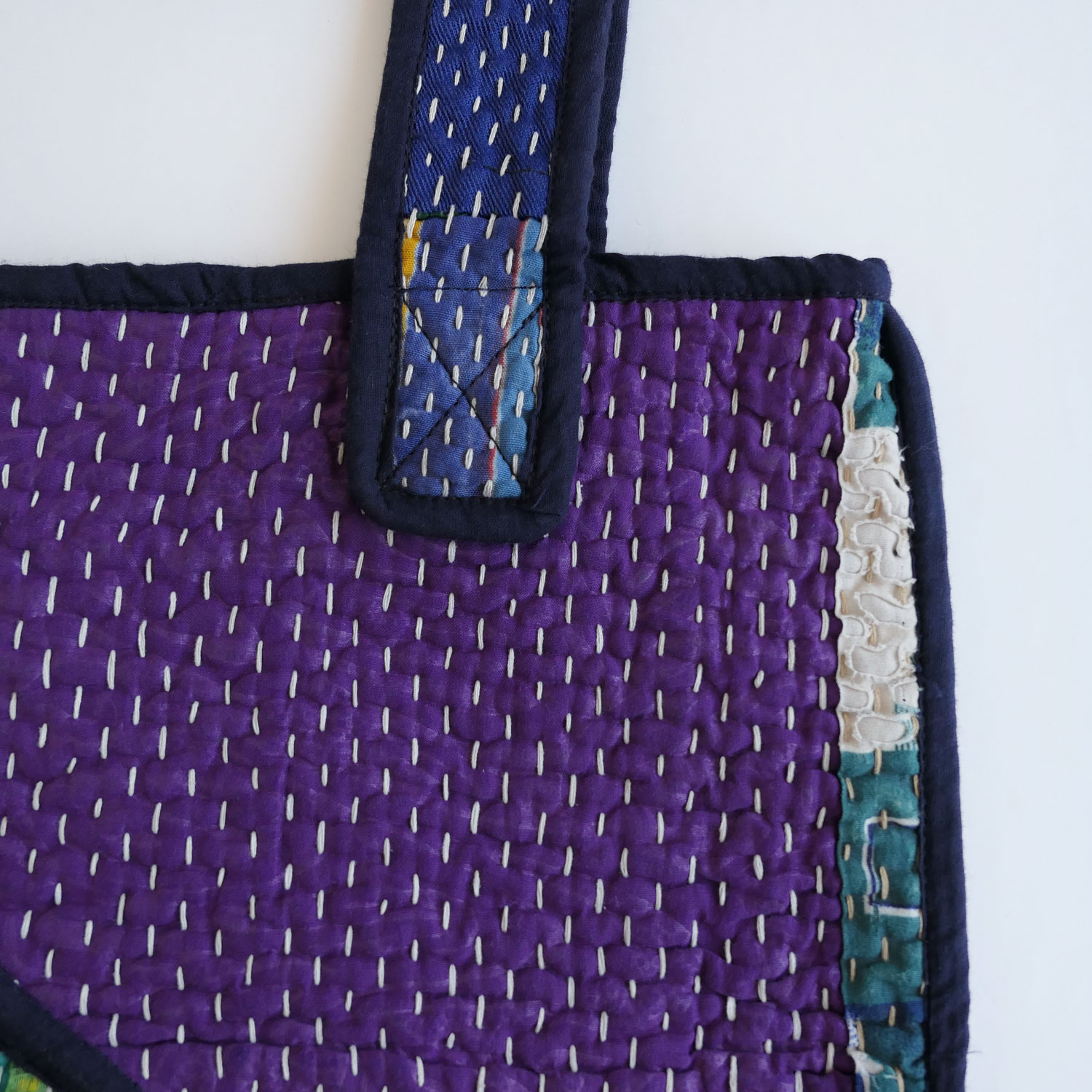 NAMAI �ʥޥ���THE TARUN QUILTED KANTHA BAG ���󥿥���ȥȡ��ȥХå�(F)