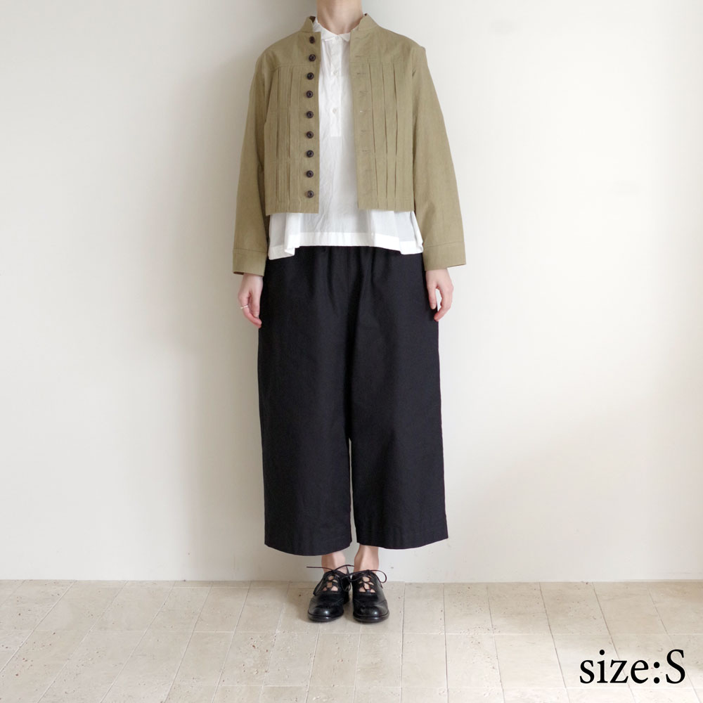 ECOLE DE CURIOSITES ��������ɥ���ꥪ���� : GILDA �ץ꡼�ĥե���ȥ��硼�ȥ��㥱�å� (Khaki beige)