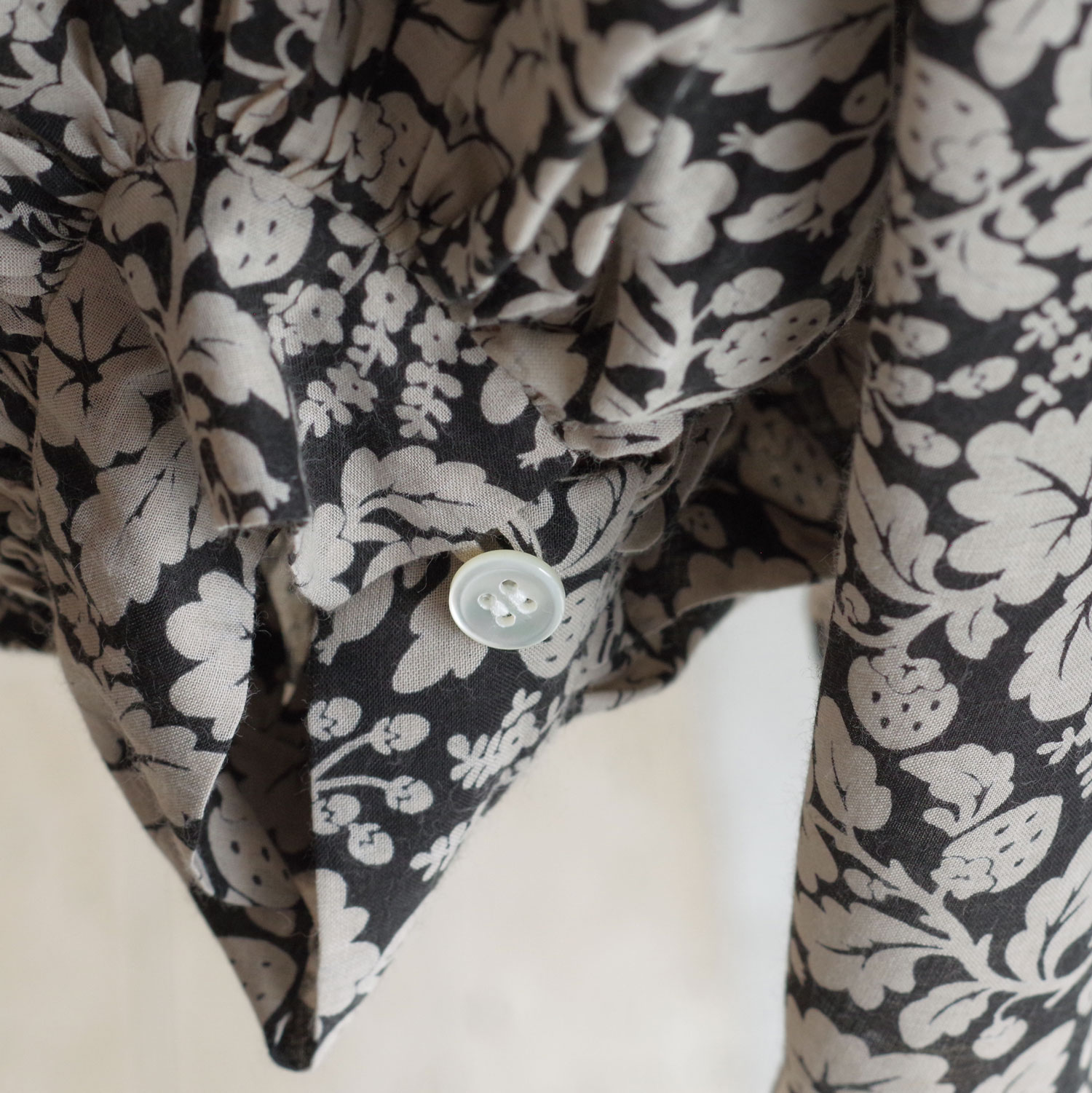 R&D.M.Co- ������ɥޥ󥺥ơ��顼 : WILD BERRY GATHER SMOCK ���㥶������å�