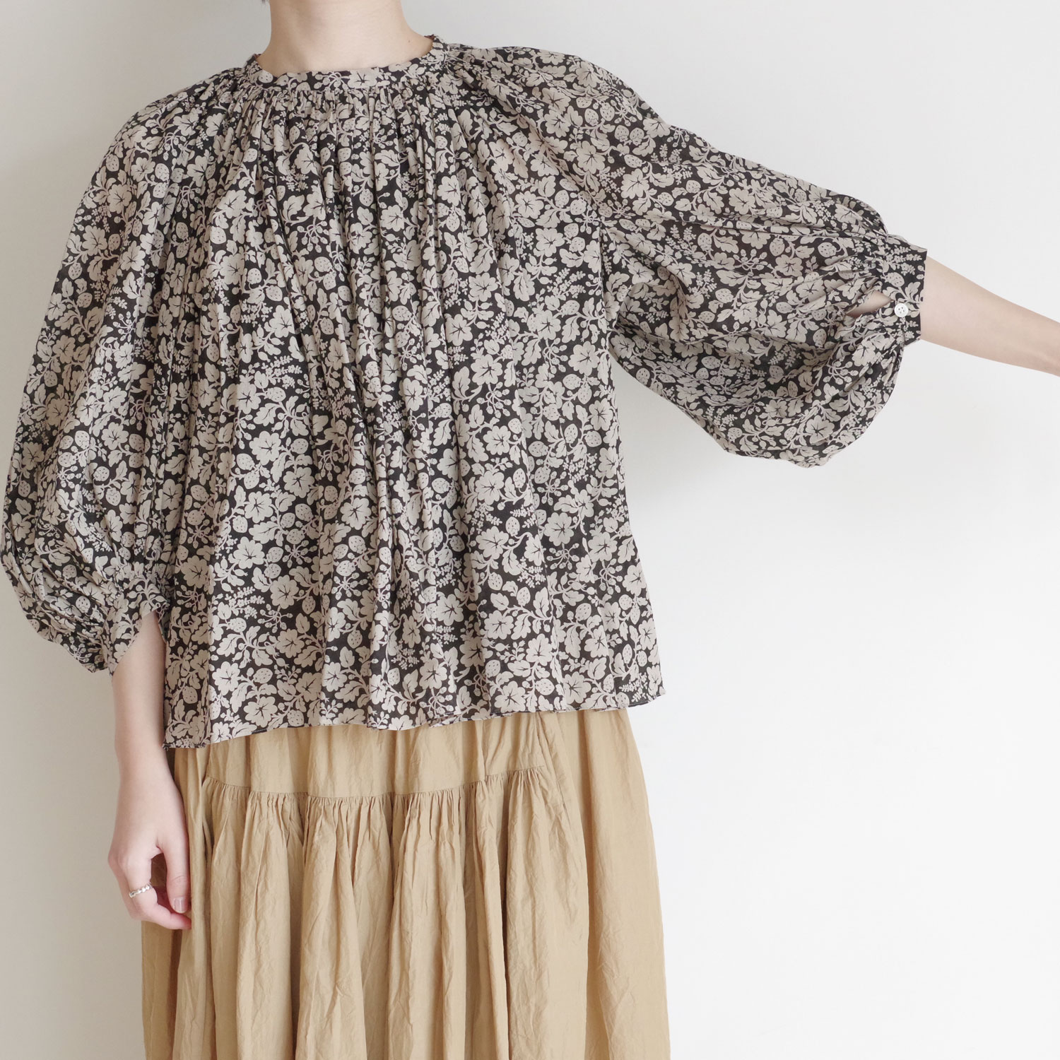 R&D.M.Co- ������ɥޥ󥺥ơ��顼 : WILD BERRY GATHER SMOCK ���㥶������å�