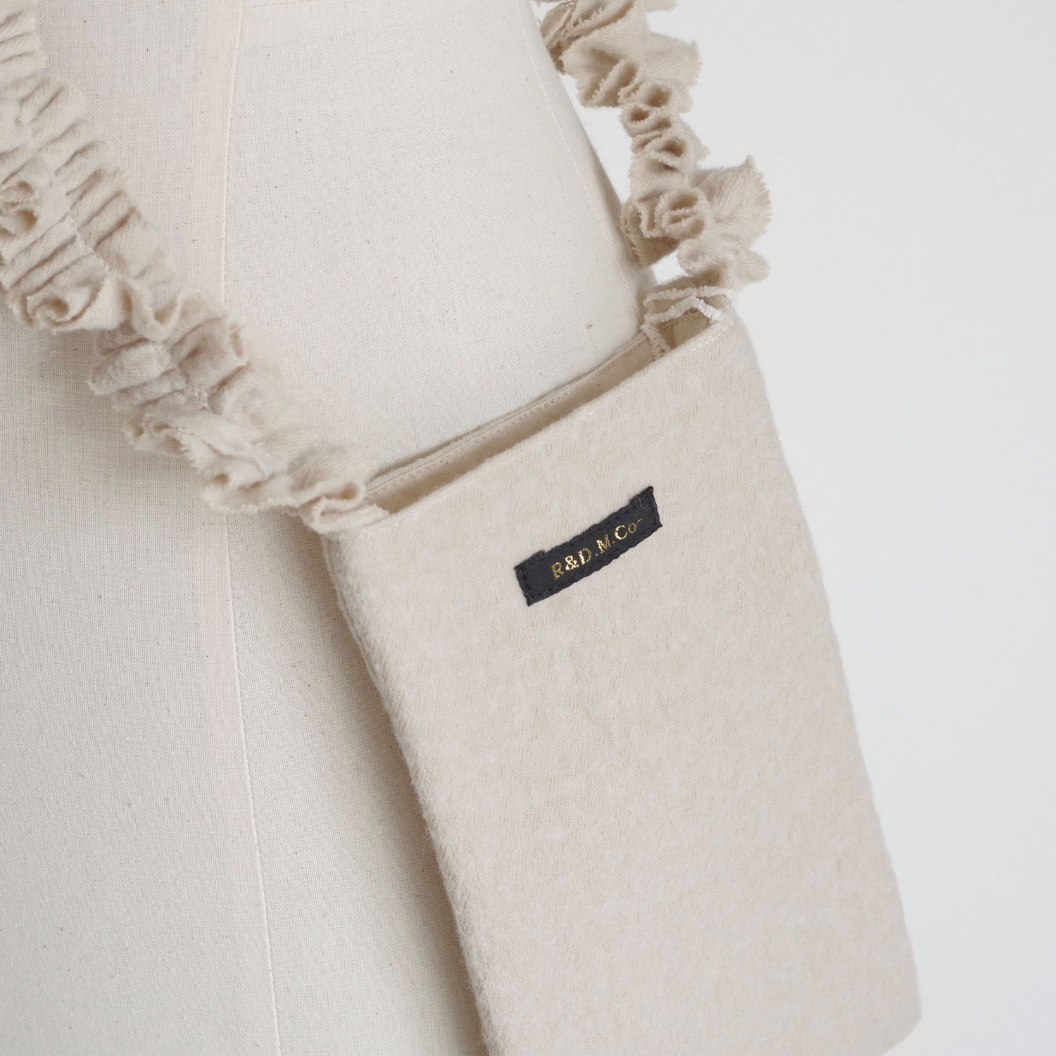 R&D.M.Co- ������ɥޥ󥺥ơ��顼 : FRILL SHOULDER BAG �ե�륷�������Хå�
