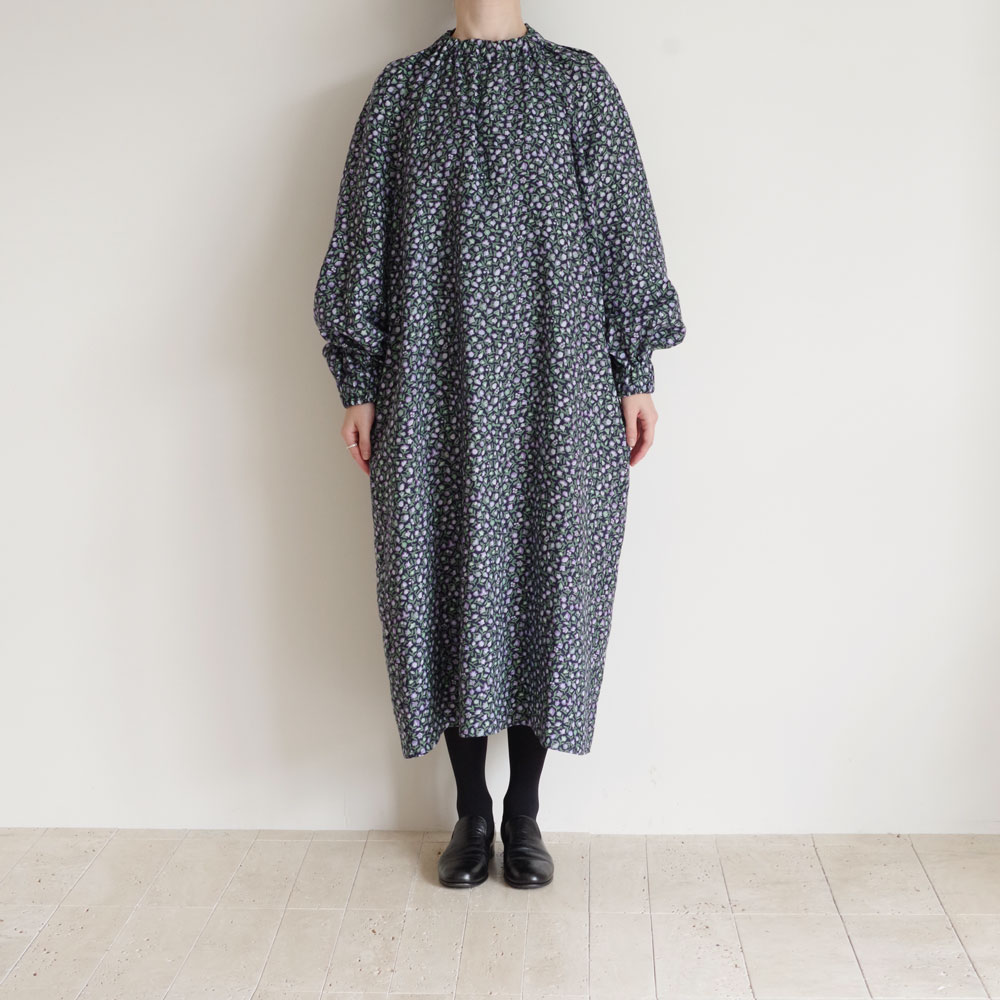 R&D.M.Co- ɥޥ󥺥ơ顼 : COTTAGE FLOWER HIGH NECK RAGLAN DRESS ץȥԡ