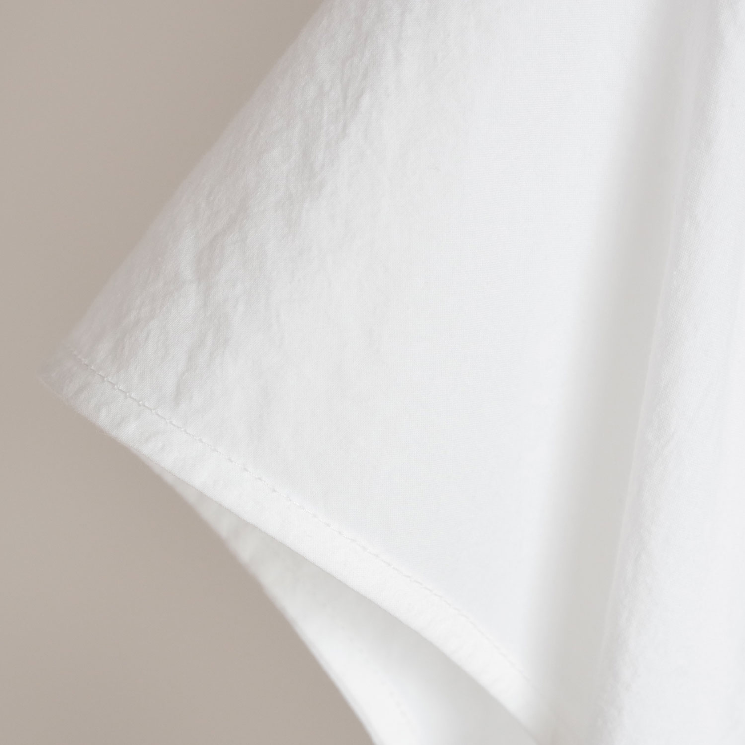 ECOLE DE CURIOSITES ��������ɥ���ꥪ���� : DAISY (White) �����ץ󥫥顼���ԡ���