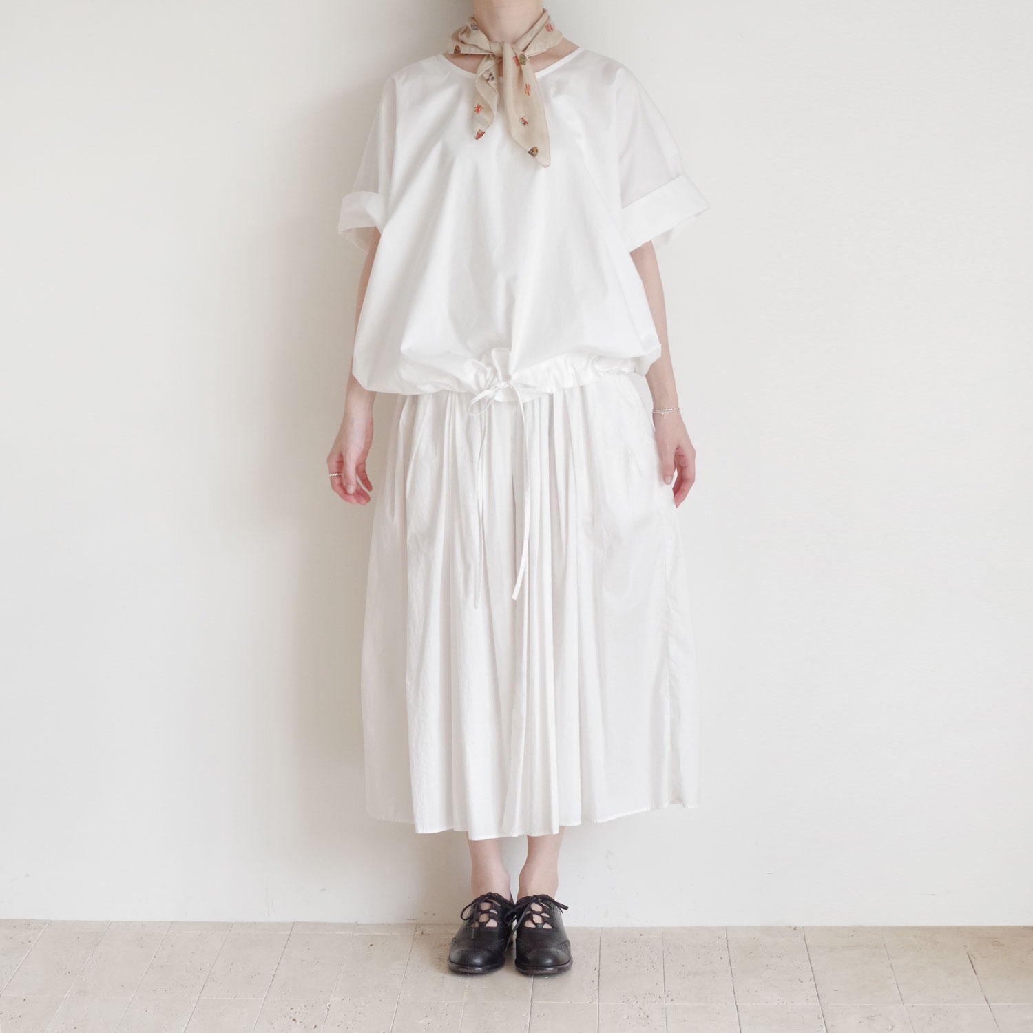 R&D.M.Co- ������ɥޥ󥺥ơ��顼 : COAT OF ARMS SILK SCARF ���륯��������