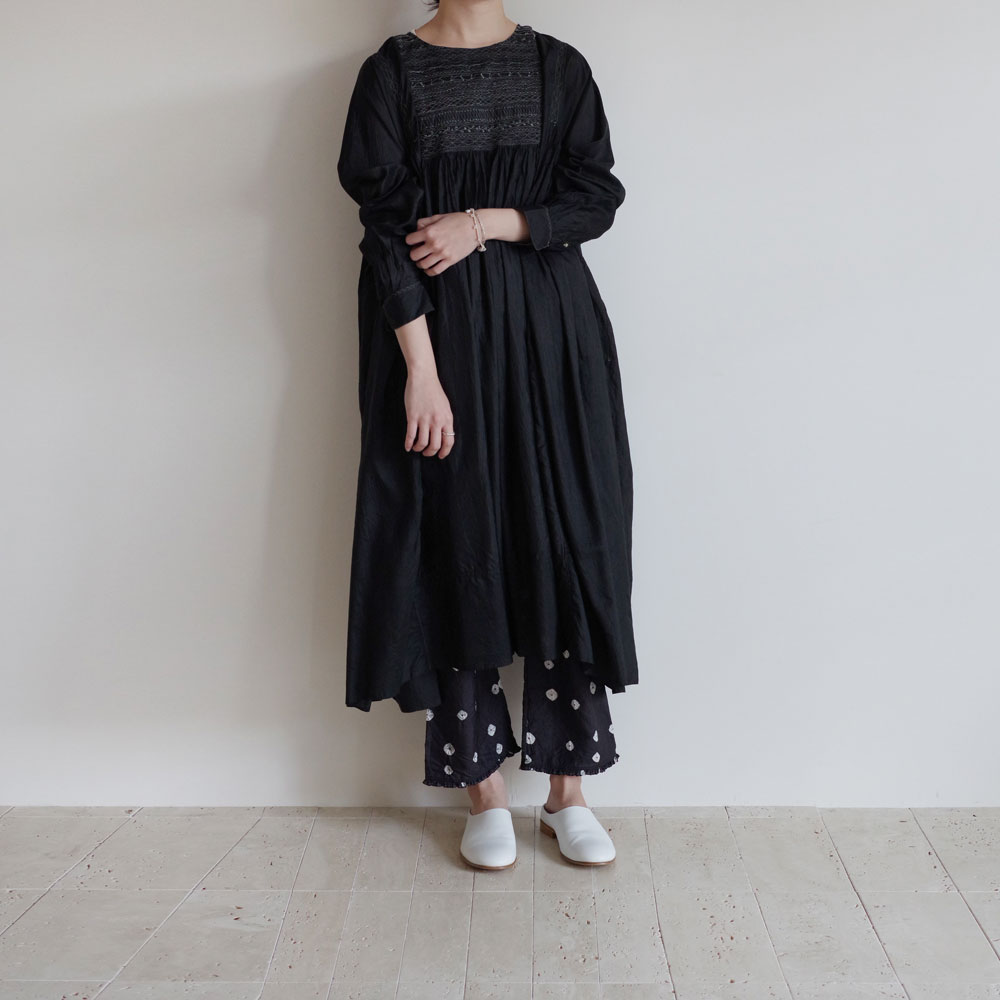 ��trip&things������injiri ���󥸥� : neel-77 �ʤ����᥷�륯�ѥ��(Black)