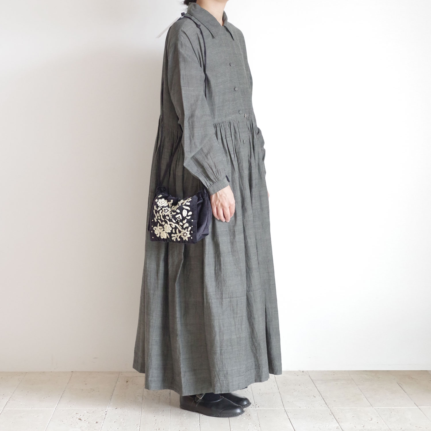 Khadi and Co ���ǥ�������ɥ��� : VELVET FLAP �٥�٥åȻɽ��ե�åץ��������ݡ���