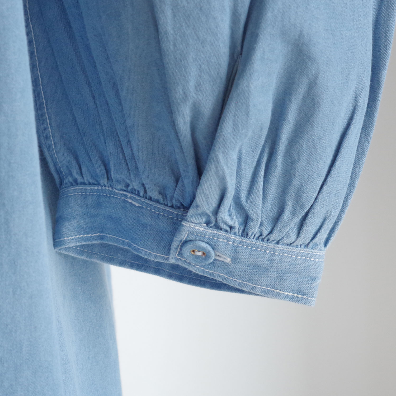 Pheeta �ե����� : Trinity blouse �ǥ˥८�㥶�����å��֥饦��