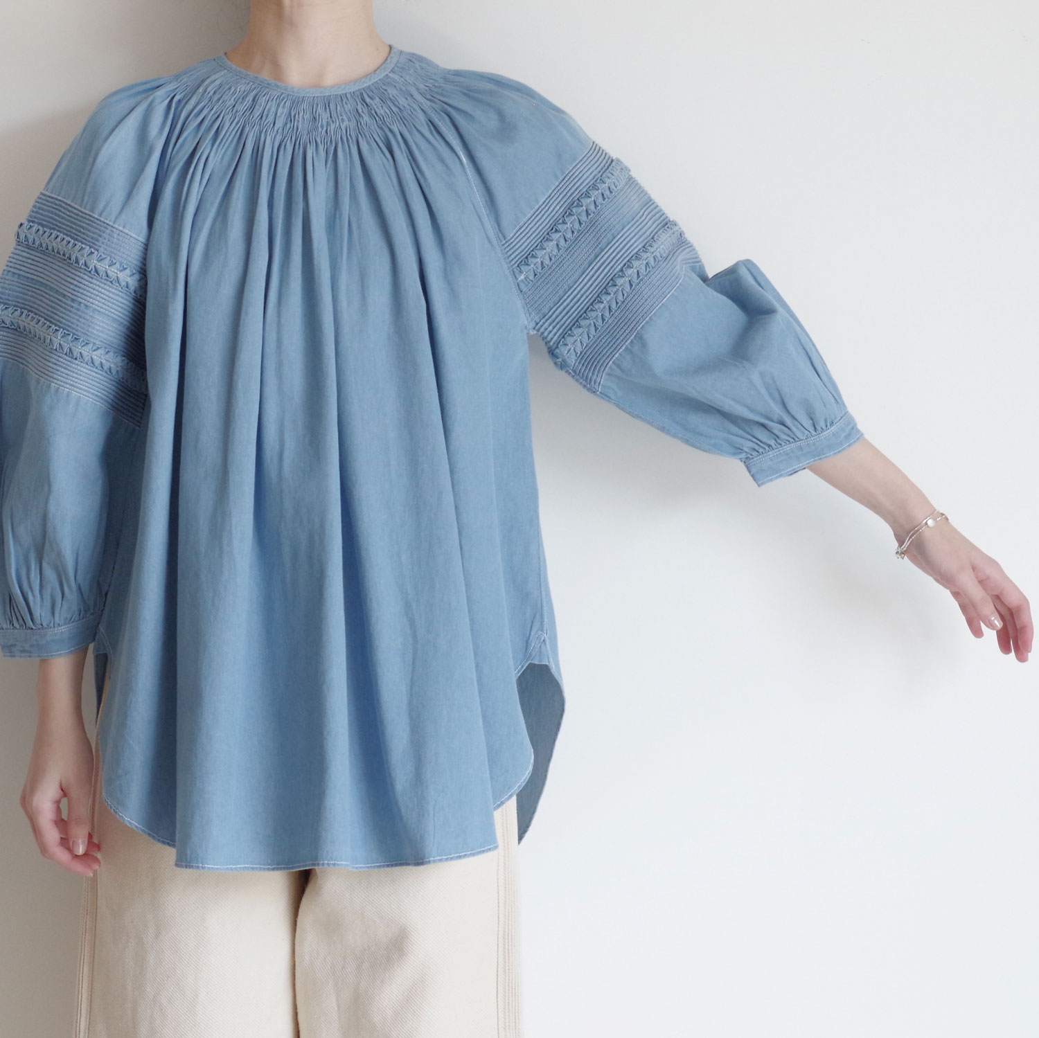 Pheeta �ե����� : Trinity blouse �ǥ˥८�㥶�����å��֥饦��