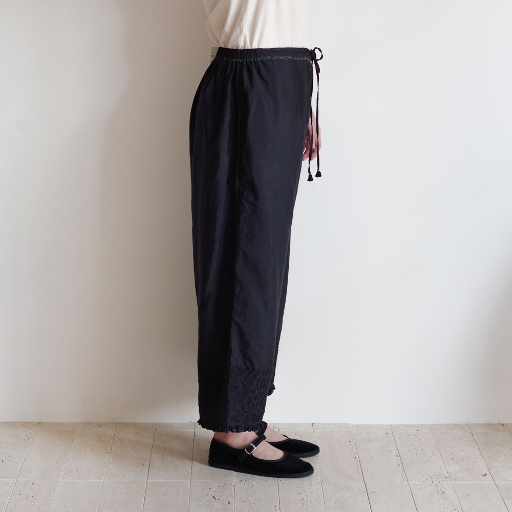 ��trip&things�����ۥ��󥸥� injiri��neel-77 wide ���륯�ɽ��磻�ɥѥ��(Black)