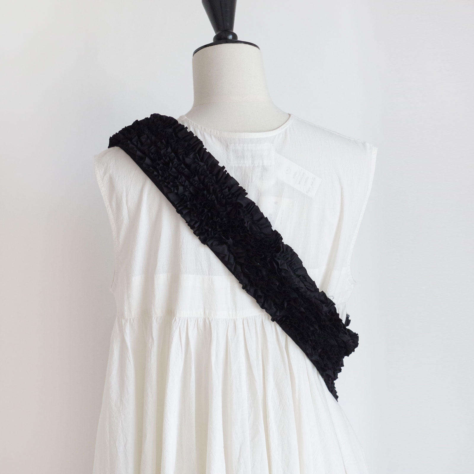 R&D.M.Co- ������ɥޥ󥺥ơ��顼 : GARMENT DYE TYPEWRITER FRILL BODY BAG �ܥǥ��Хå�