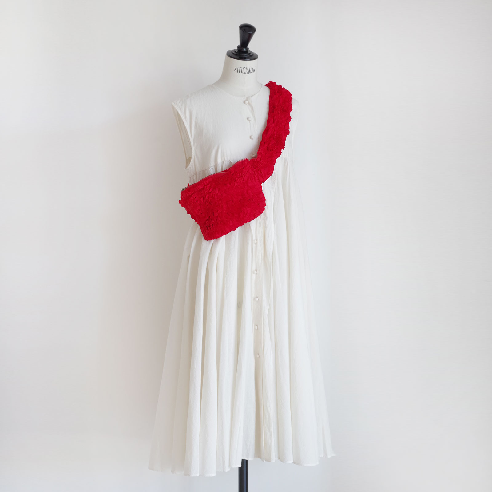 R&D.M.Co- ������ɥޥ󥺥ơ��顼 : GARMENT DYE TYPEWRITER FRILL BODY BAG �ܥǥ��Хå�