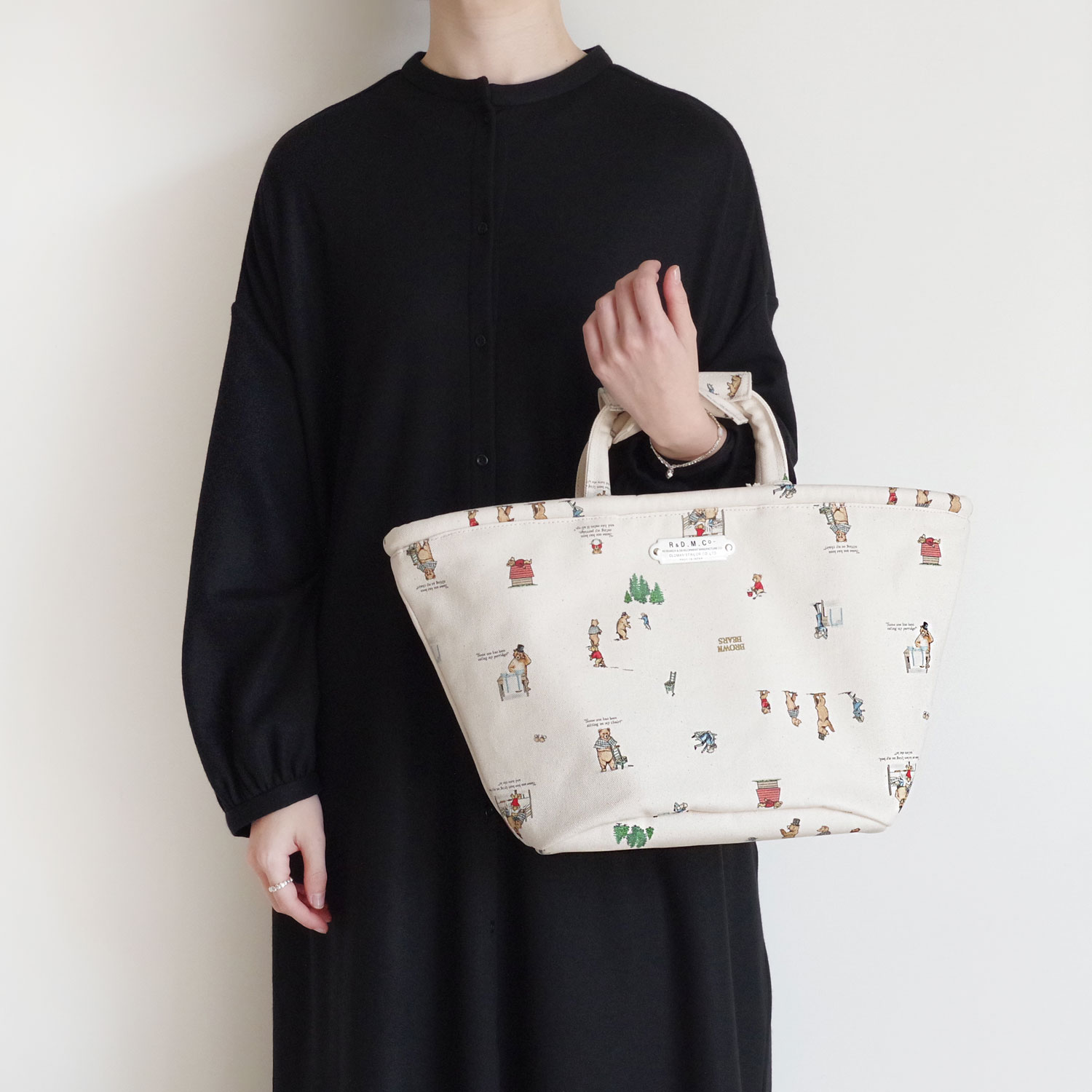 R&D.M.Co- ������ɥޥ󥺥ơ��顼 : BROWN BEARS MARCHE BAG (S) �ޥ륷���Хå�