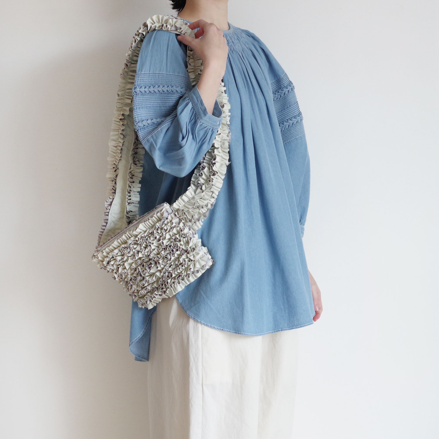 R&D.M.Co- ������ɥޥ󥺥ơ��顼 : WEATHER PROOF FRILL BODY BAG �ե��ܥǥ��Хå�