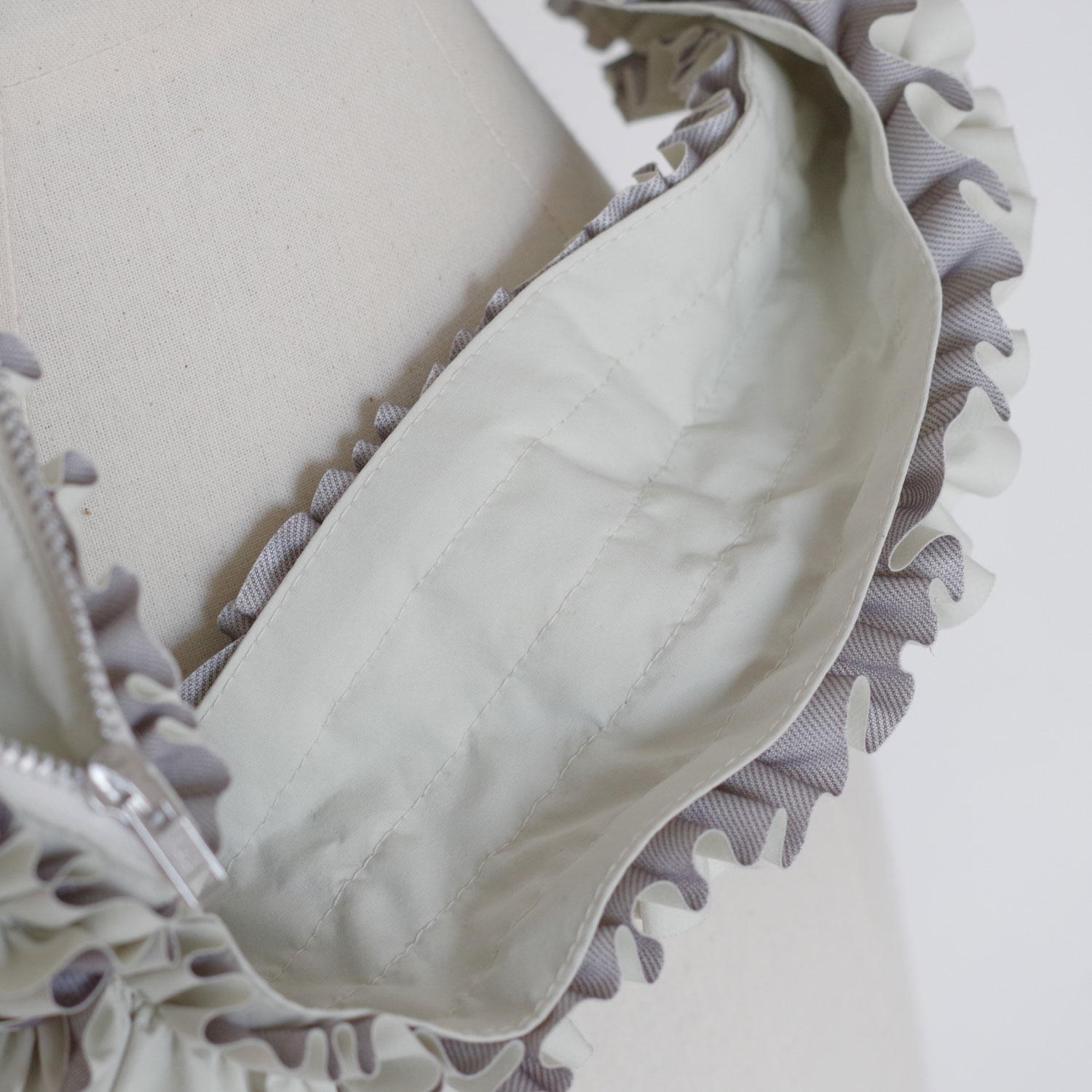 R&D.M.Co- ������ɥޥ󥺥ơ��顼 : WEATHER PROOF FRILL BODY BAG �ե��ܥǥ��Хå�