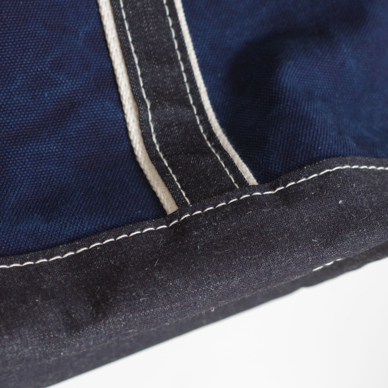 outil ���ƥ��� : SAC THURY �ȡ��ȥХå�