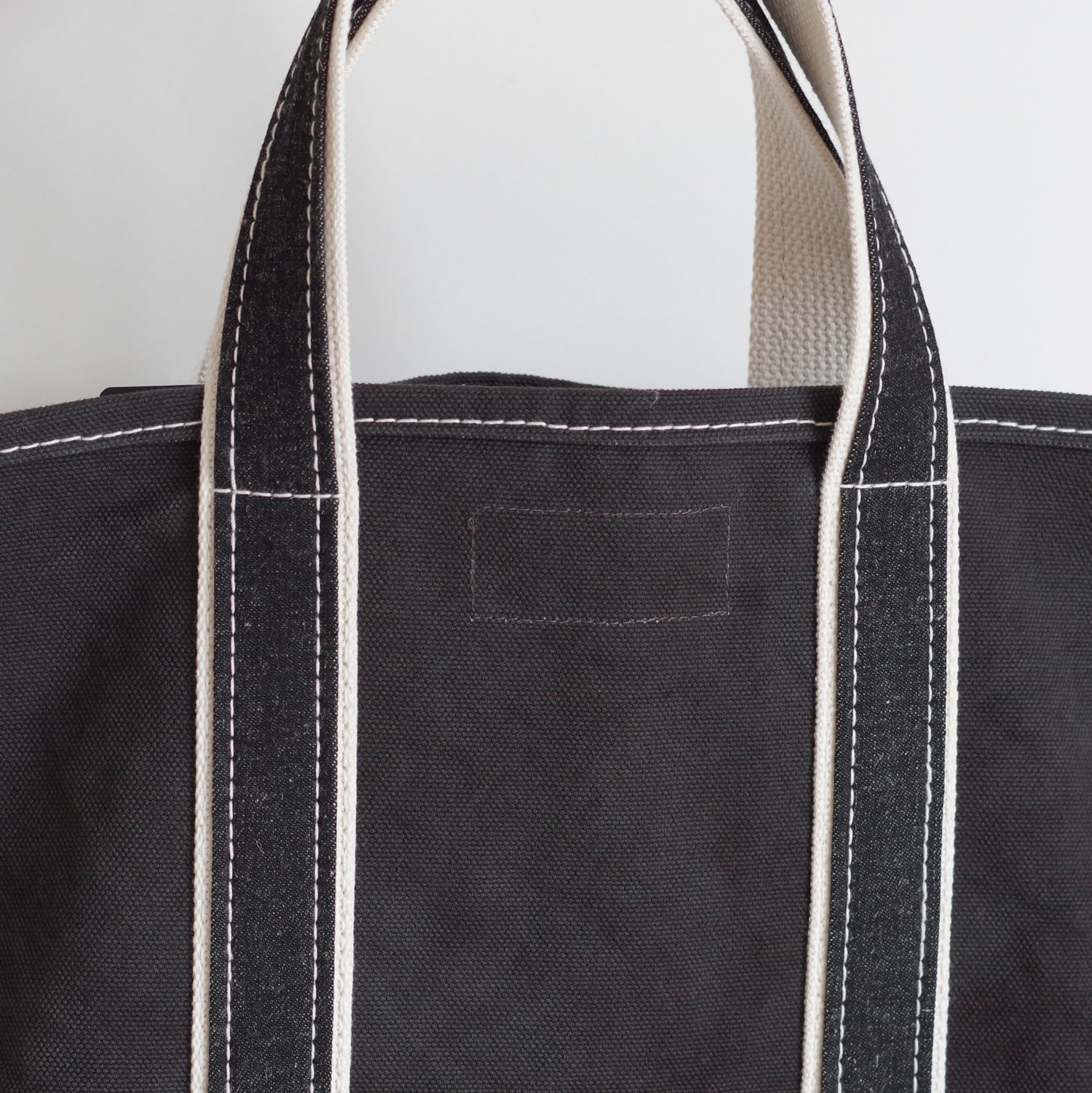outil ���ƥ��� : SAC THURY �ȡ��ȥХå�