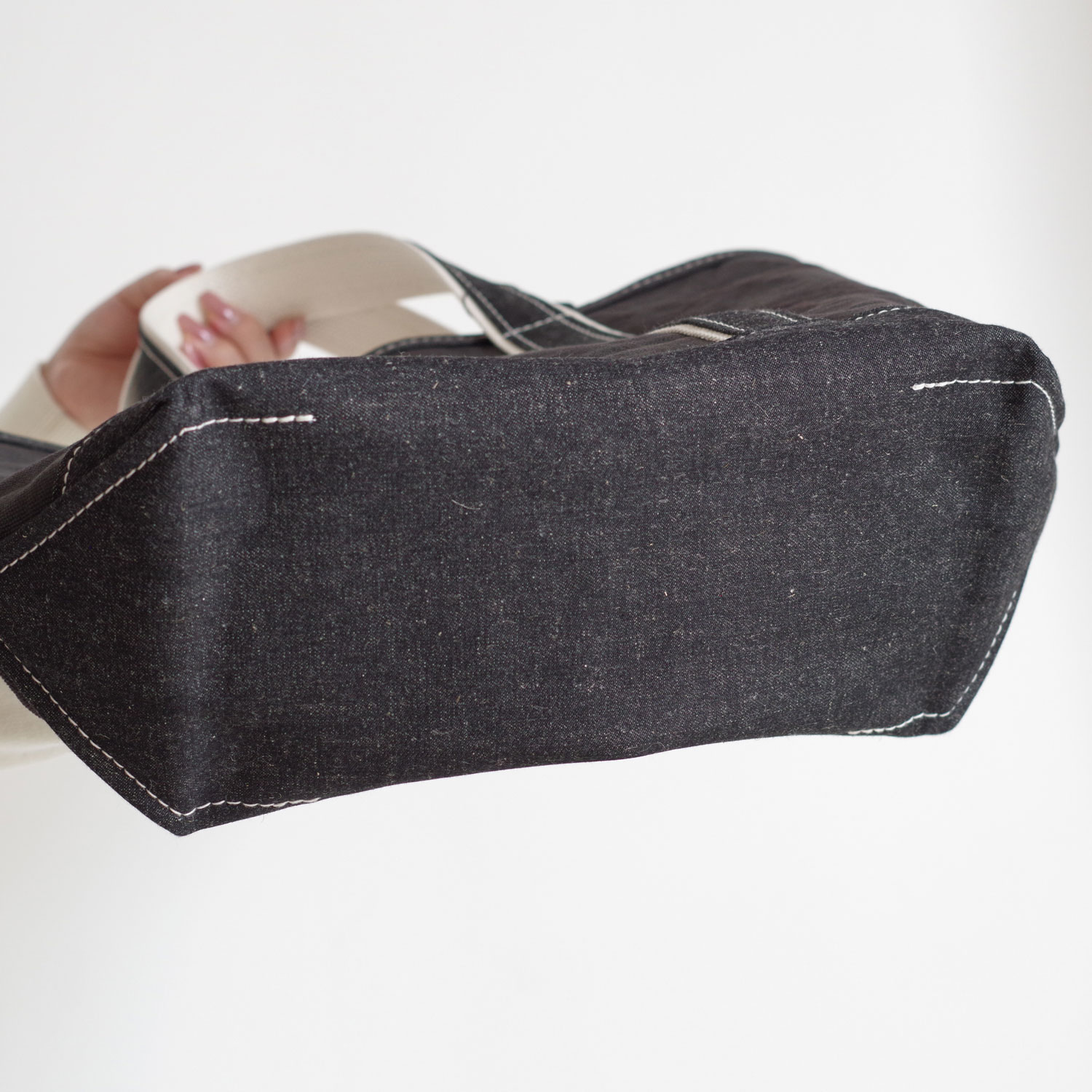 outil ���ƥ��� : SAC THURY �ȡ��ȥХå�
