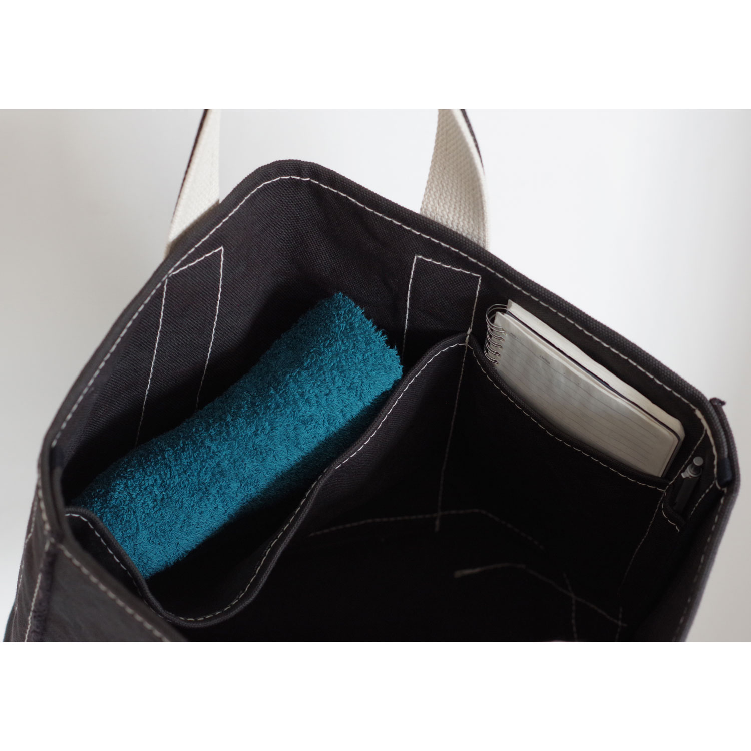 outil ���ƥ��� : SAC THURY �ȡ��ȥХå�