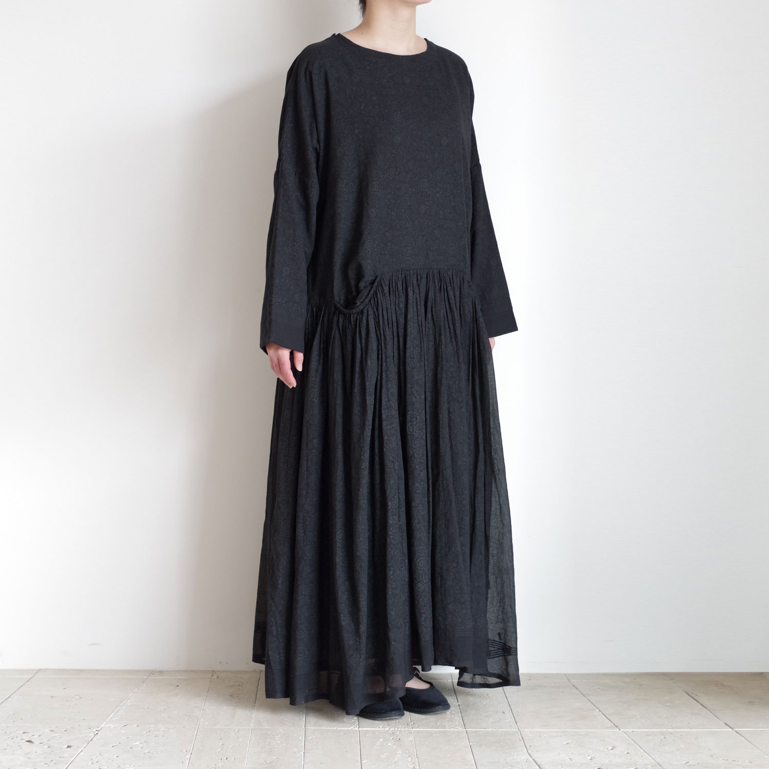 AODRESS �����ɥ쥹 : long sleeve front pocket dress (black) �֥��å��ץ��ȥ��ԡ���