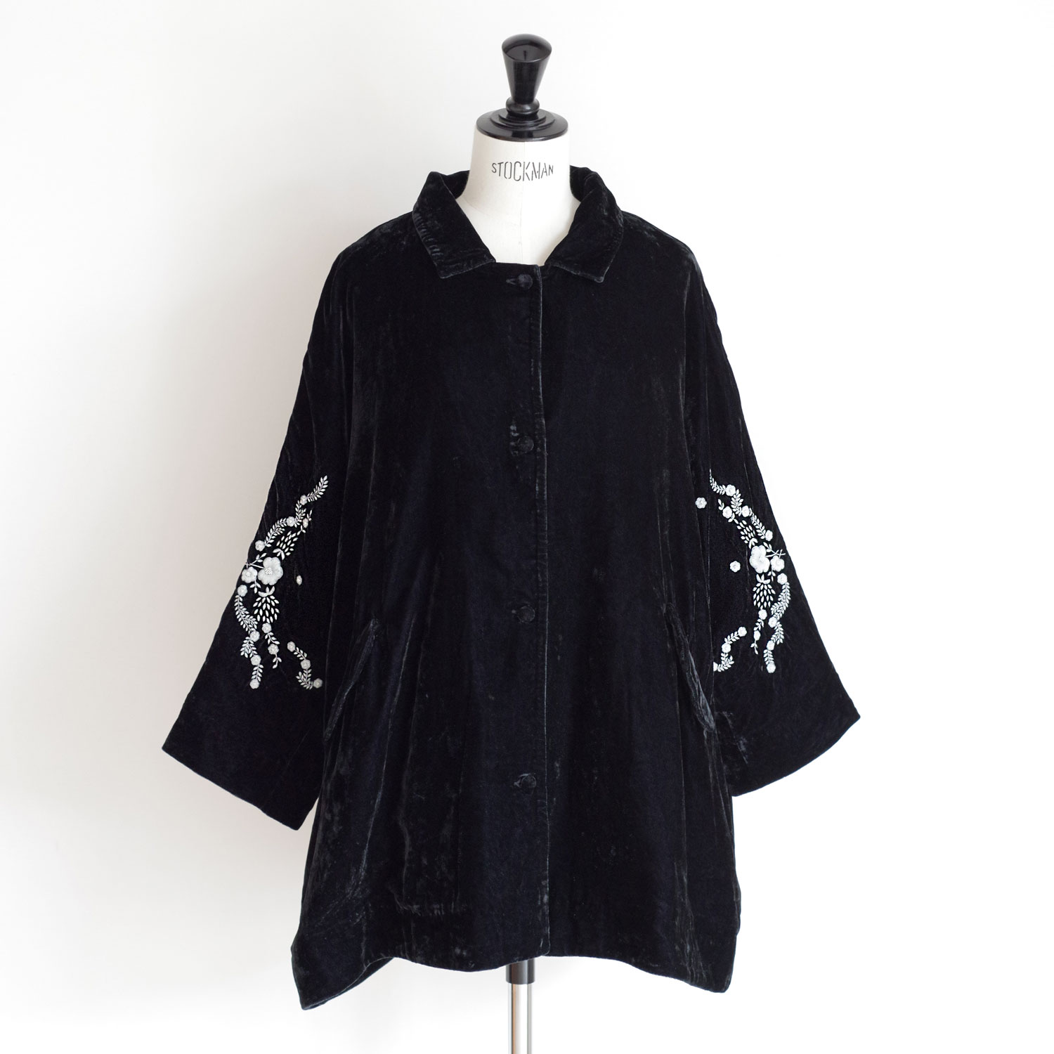 AODRESS �����ɥ쥹 : rai lines flowers loose fit coat �ɏ�ץ٥�٥åȥ��󥰥��㥱�å�