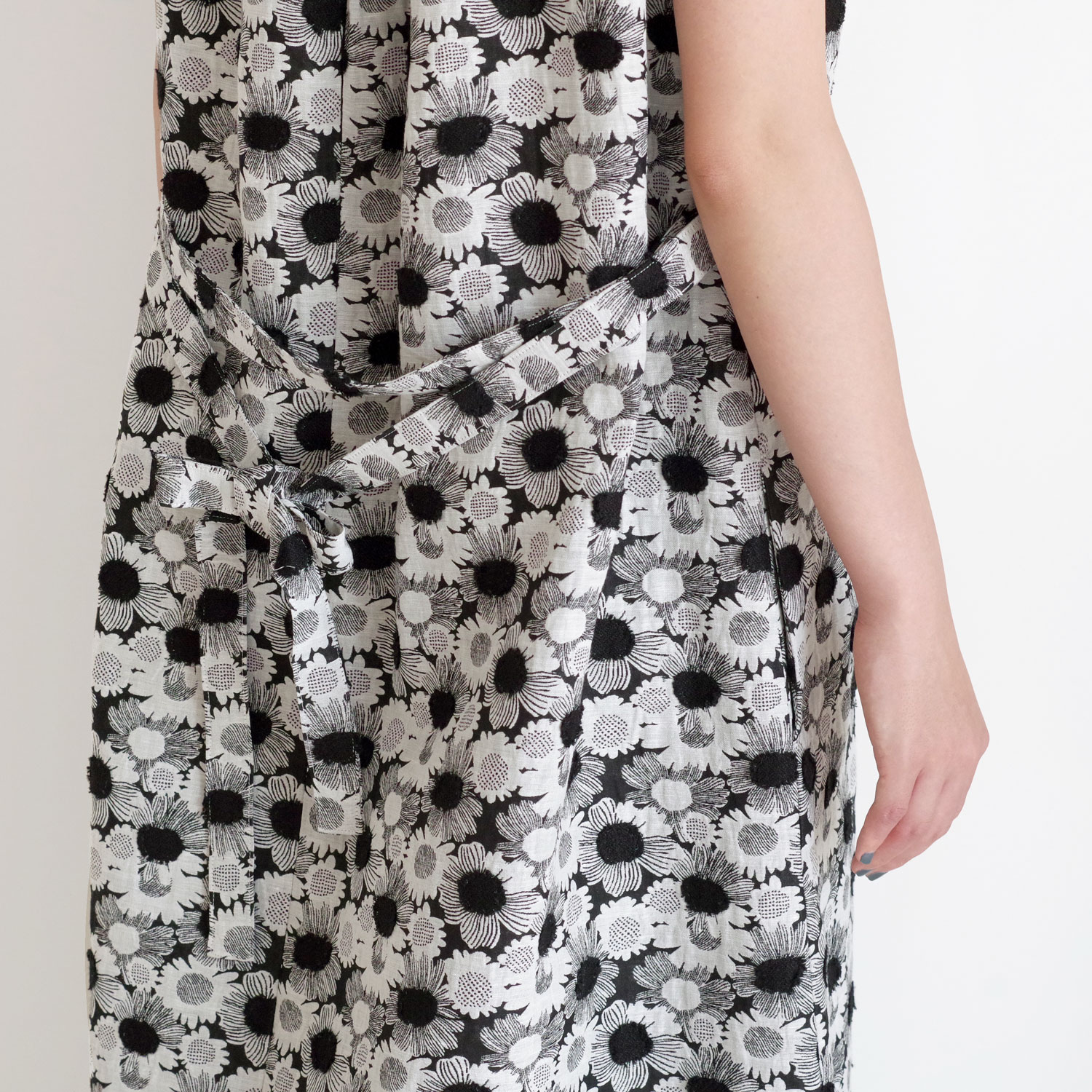 R&D.M.Co- ɥޥ󥺥ơ顼 : JACQUARD DAISY NO SLEEVE DRESS ǥԡ