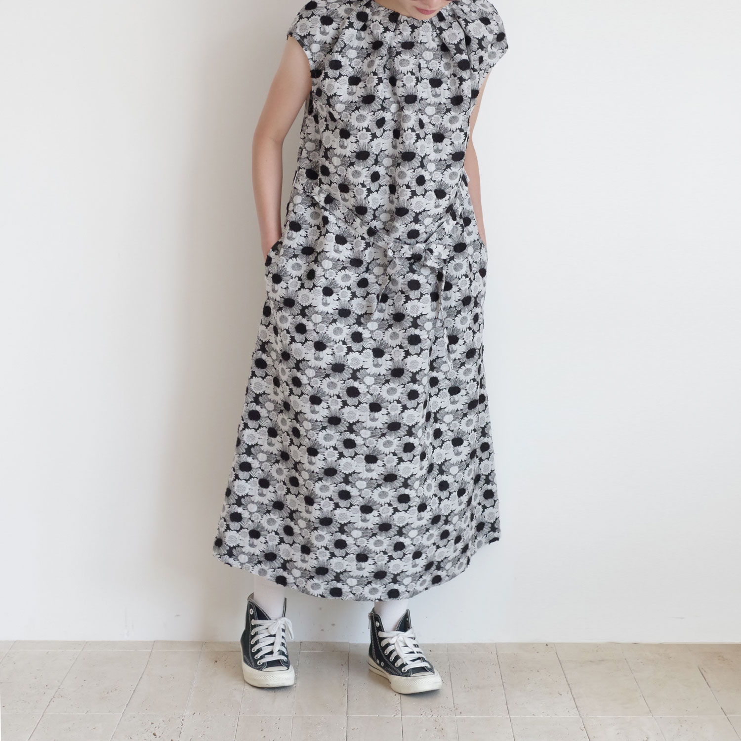 R&D.M.Co- ɥޥ󥺥ơ顼 : JACQUARD DAISY NO SLEEVE DRESS ǥԡ