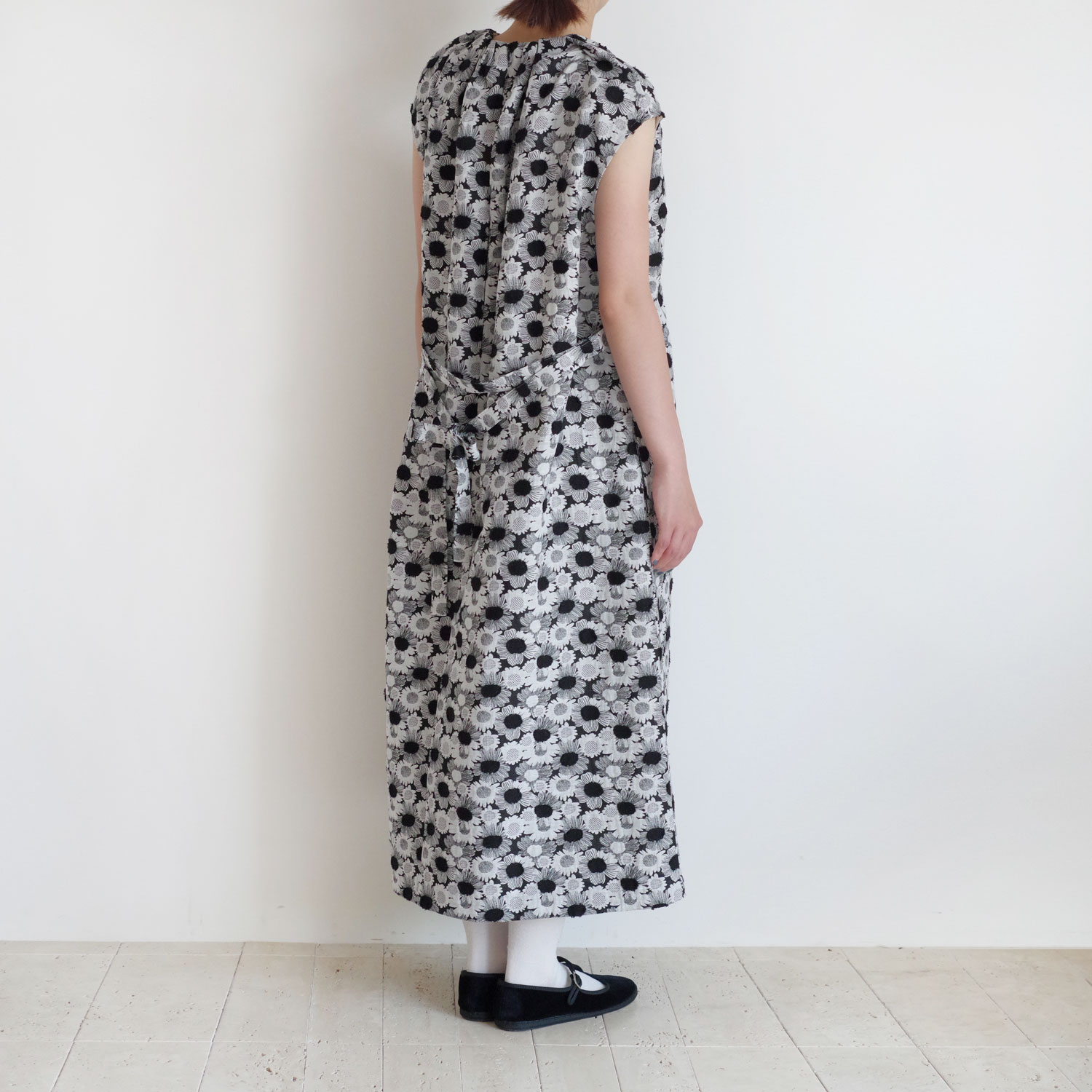 R&D.M.Co- ɥޥ󥺥ơ顼 : JACQUARD DAISY NO SLEEVE DRESS ǥԡ