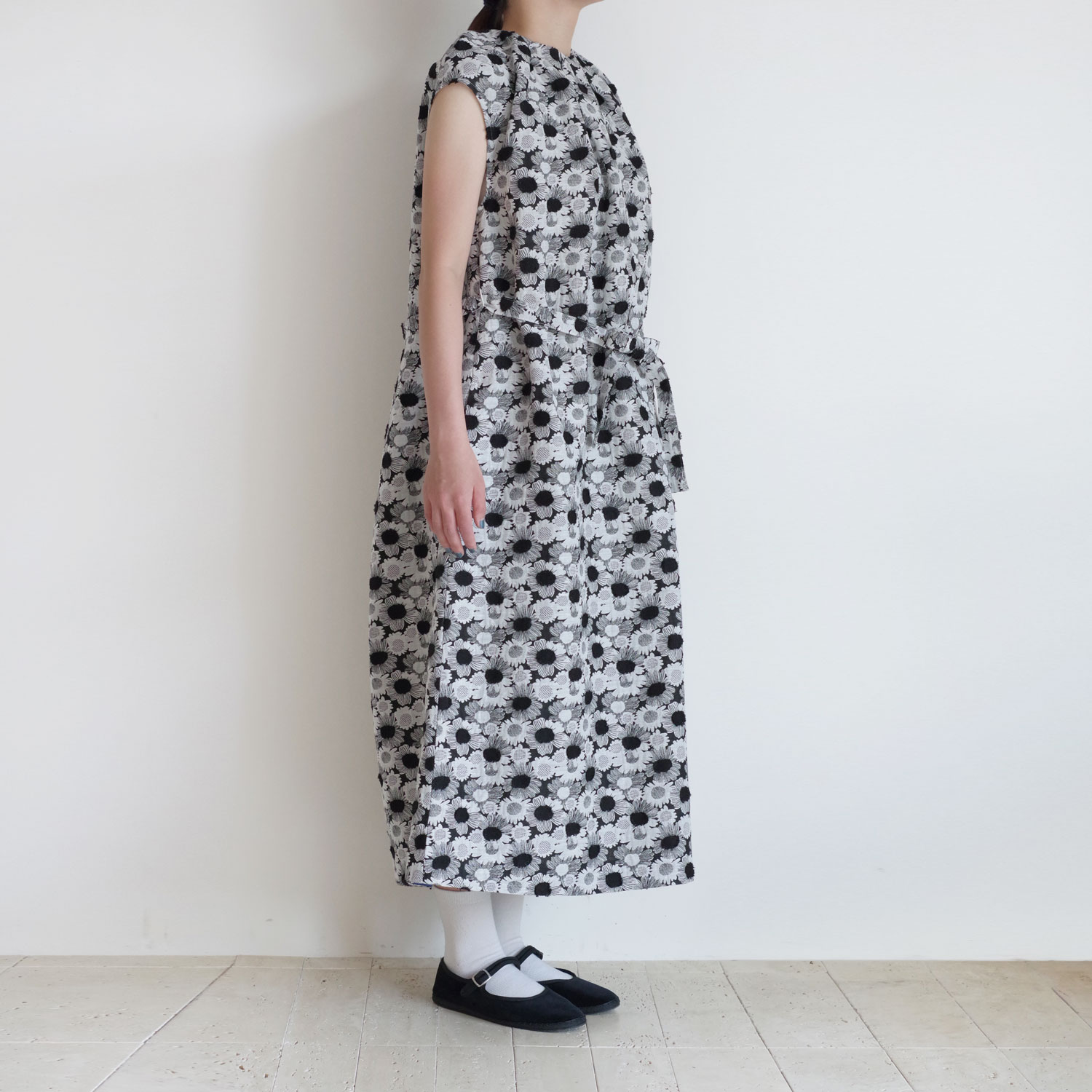 R&D.M.Co- ɥޥ󥺥ơ顼 : JACQUARD DAISY NO SLEEVE DRESS ǥԡ