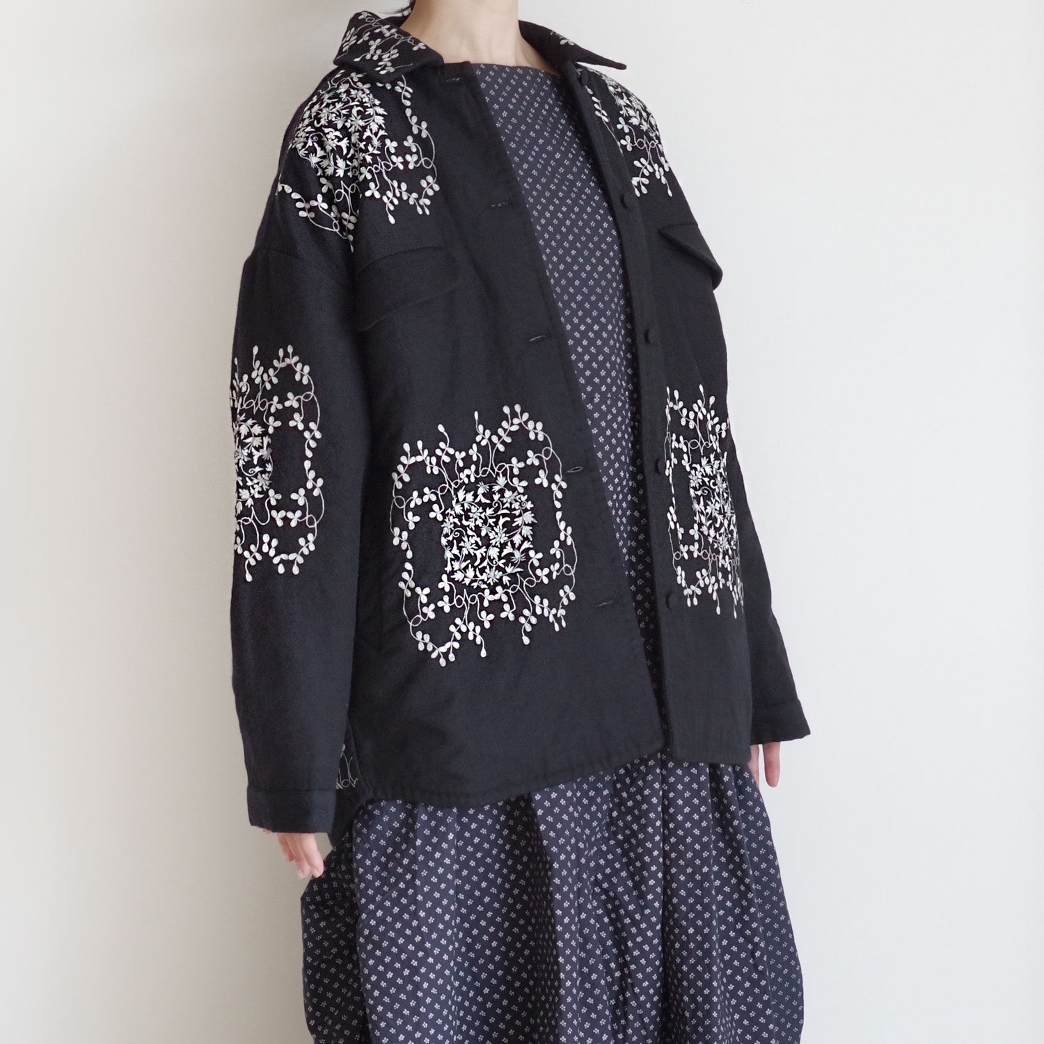 AODRESS �����ɥ쥹 : quilt emblem flowers loose fit blouson �ɽ��ե�åץݥ��åȥ֥륾��