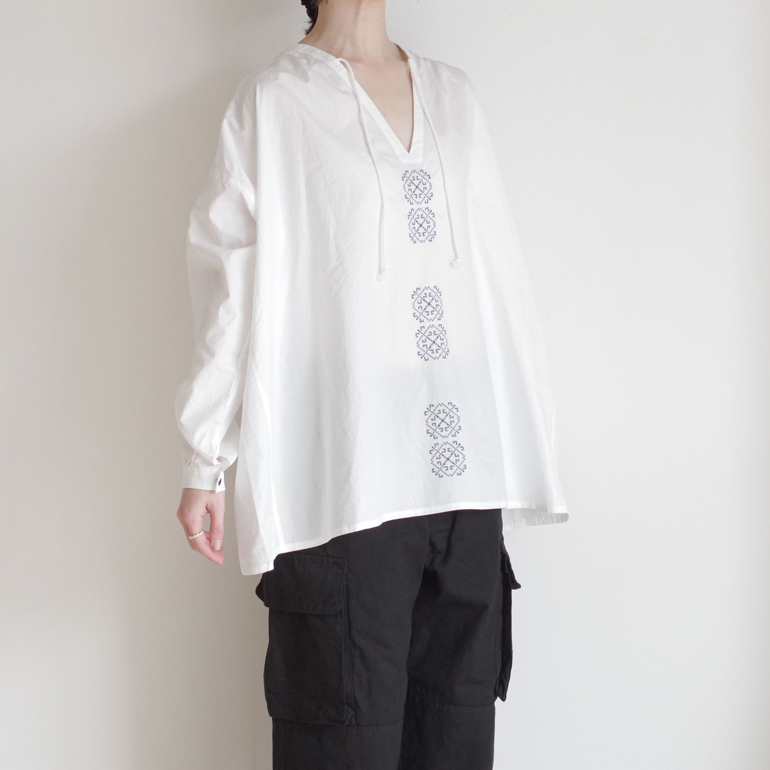 outil ���ƥ� : CHEMISIER ORIEUX (EMBROIDERY) ����å��֥饦��