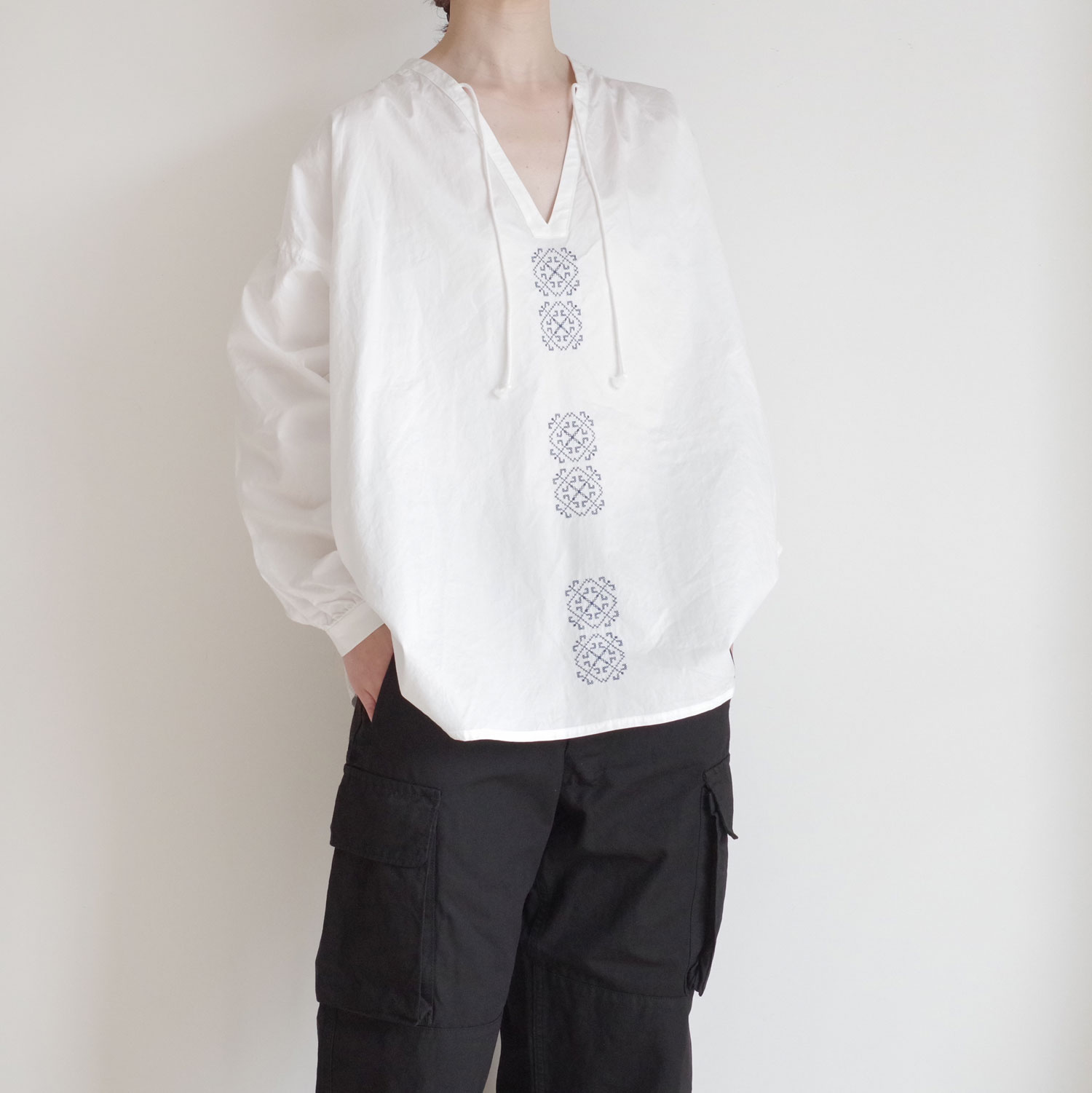 outil ���ƥ� : CHEMISIER ORIEUX (EMBROIDERY) ����å��֥饦��