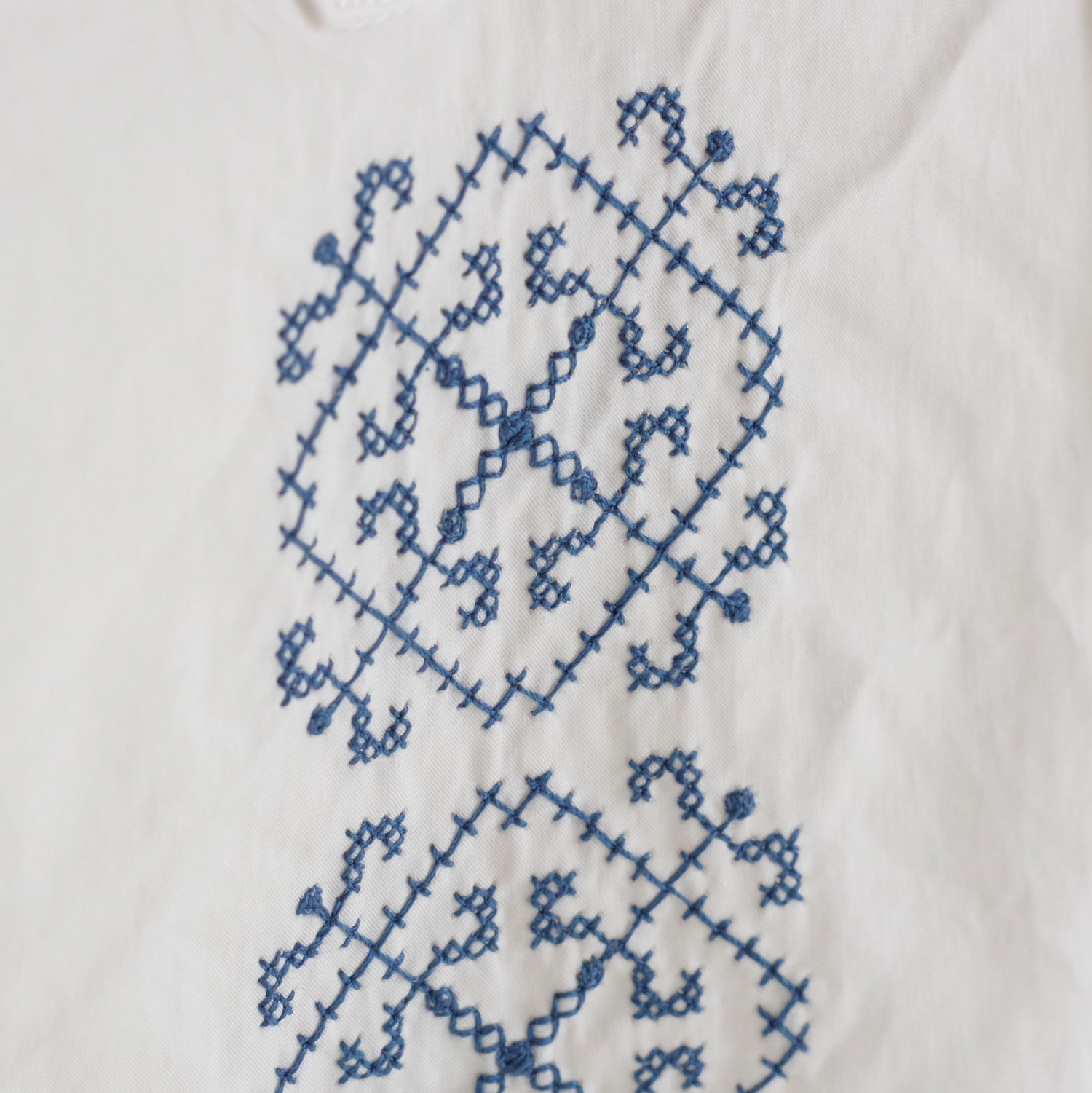 outil ���ƥ� : CHEMISIER ORIEUX (EMBROIDERY) ����å��֥饦��