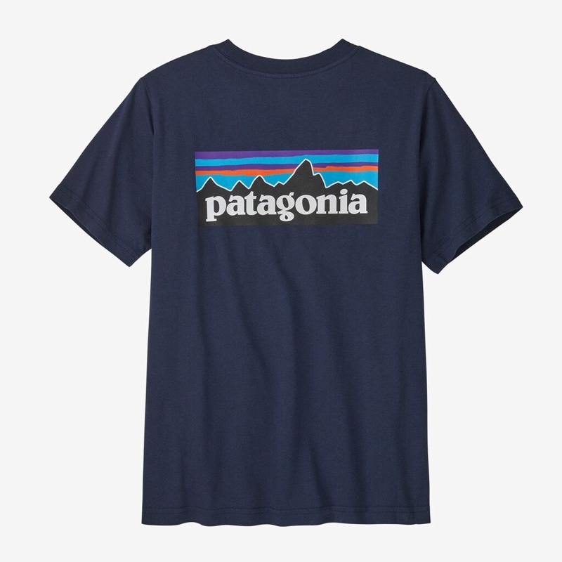 ★Patagonia★ロゴ グラフィック サステナブル コットン Tシャツ パタゴニア】キッズ・グラフィック・Tシャツ P-6 Logo: New Navy
