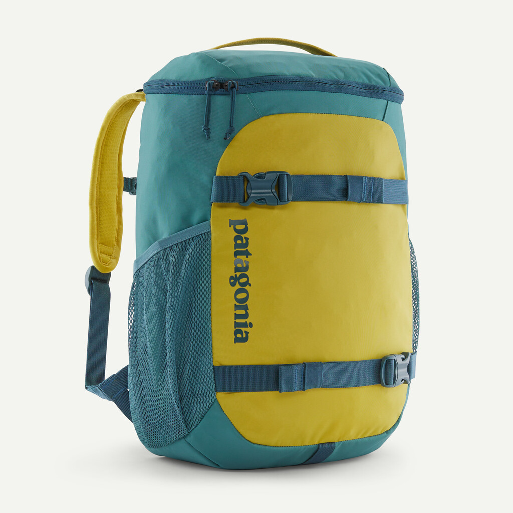 美品　Patagonia キッズレディースレフュジート　デイパック18L 水色 美品 Patagonia キッズレディースレフュジート デイパック18L 水色