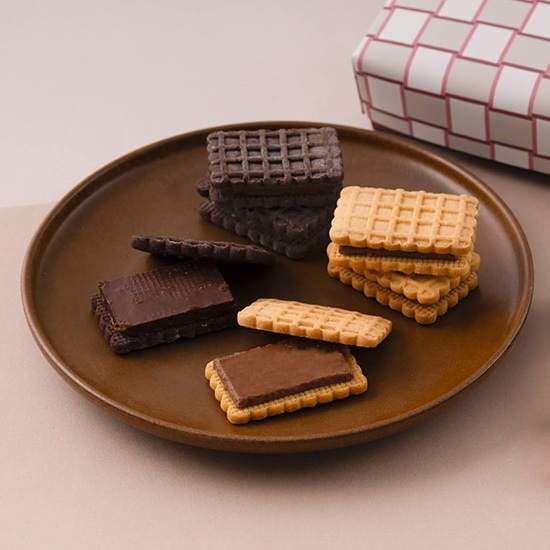 「TABLES」サブレサンド プラリネ＆キャラメル6個入