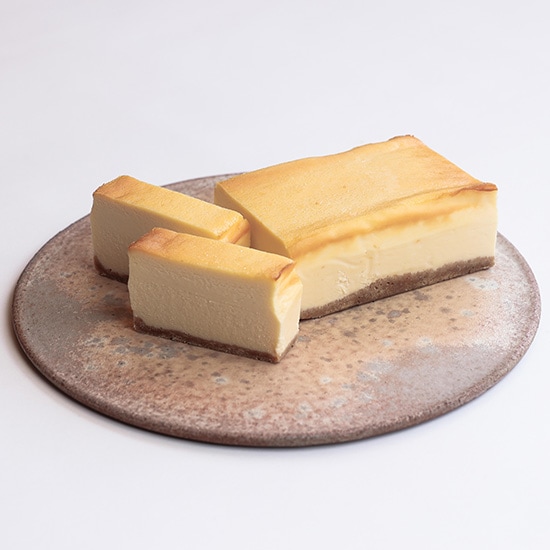 プレーン/ベイクドチーズケーキ（冷凍）