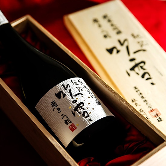 越路吹雪 純米大吟醸 磨き二割 720ml 桐箱入り