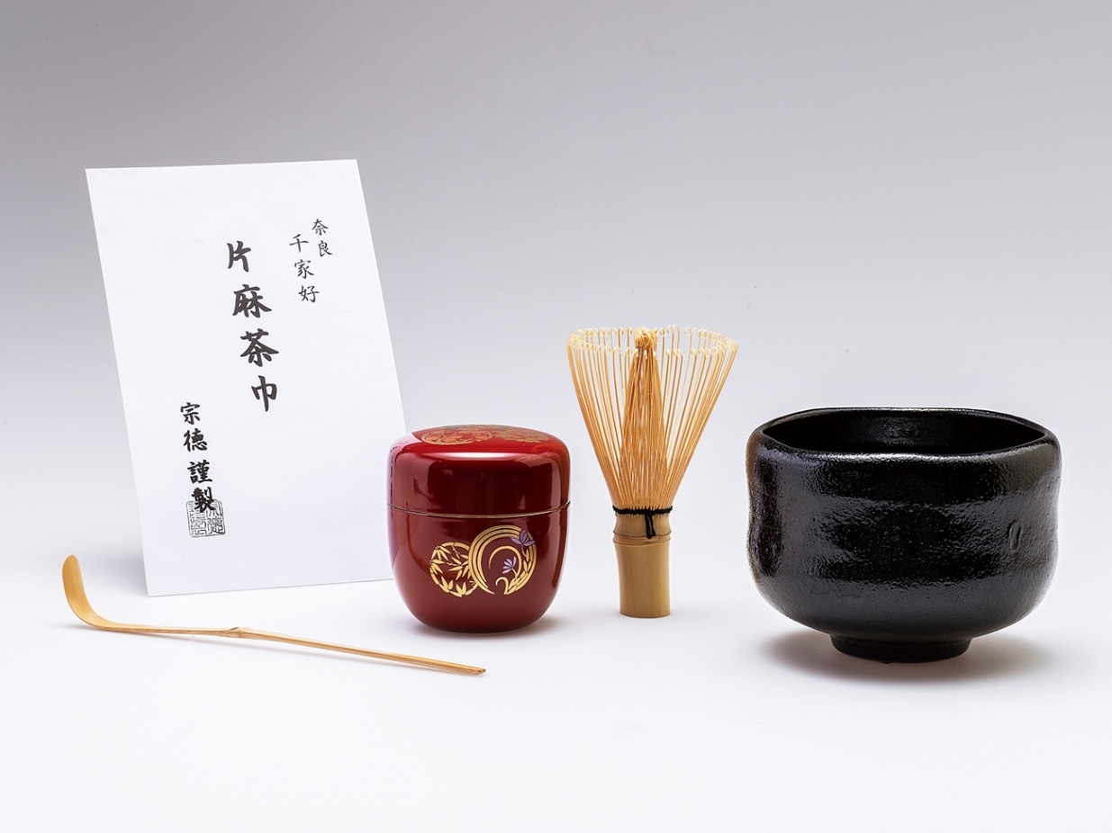 お茶道具一式 茶碗、水指、建水、棗、茶筅、茶杓、茶柄杓、蓋置き、短冊